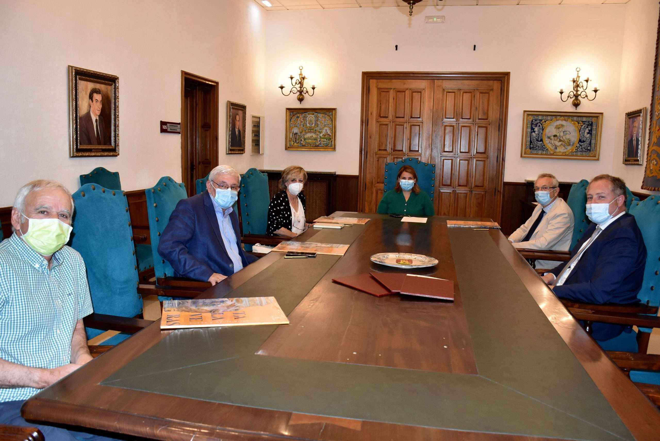 Ayuntamiento de Talavera, COACM y 2 colegios más firman convenio para acceder a la cartografía del municipio