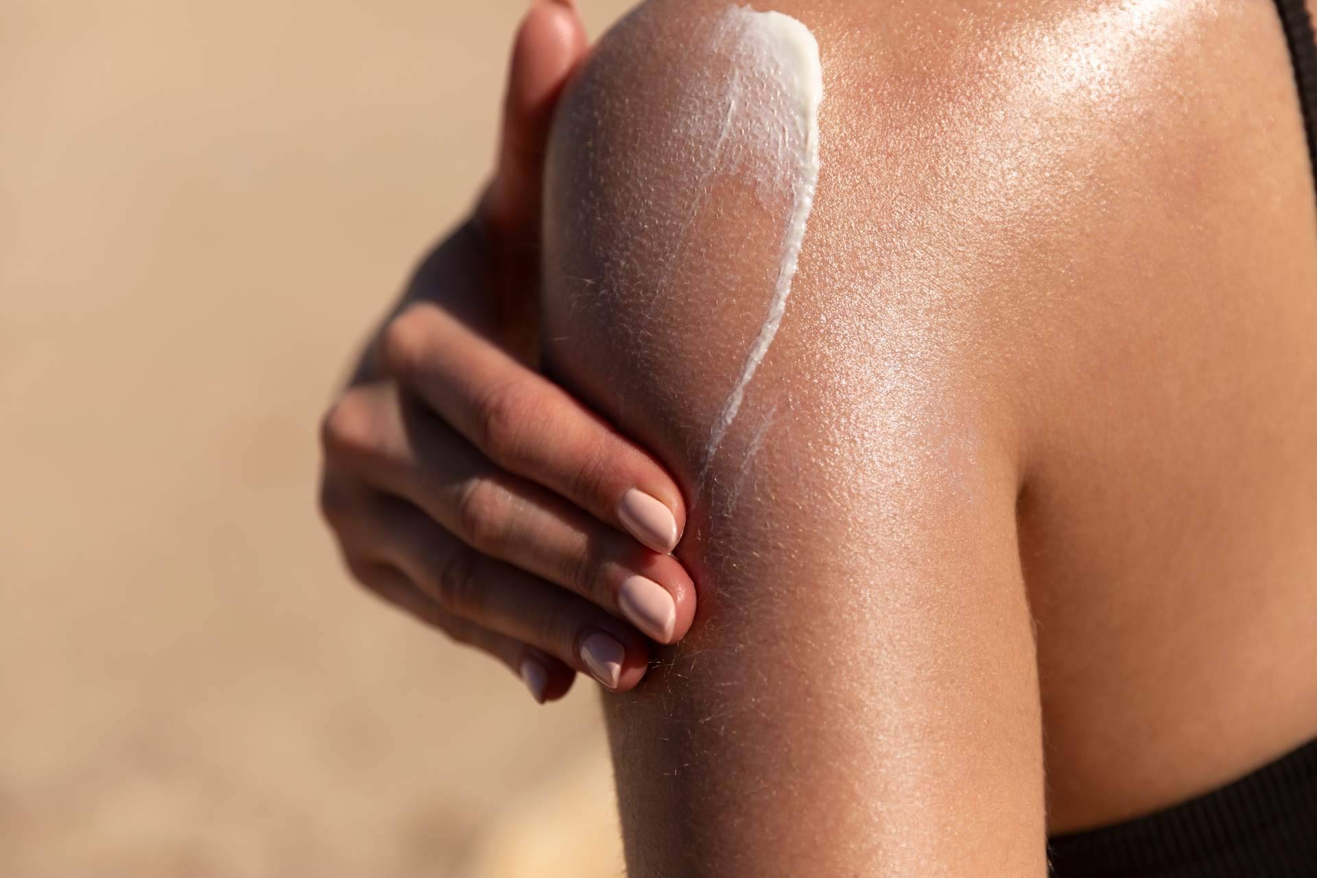Realizarse el bronceado caña de azúcar en Crina Rus Beauty Center