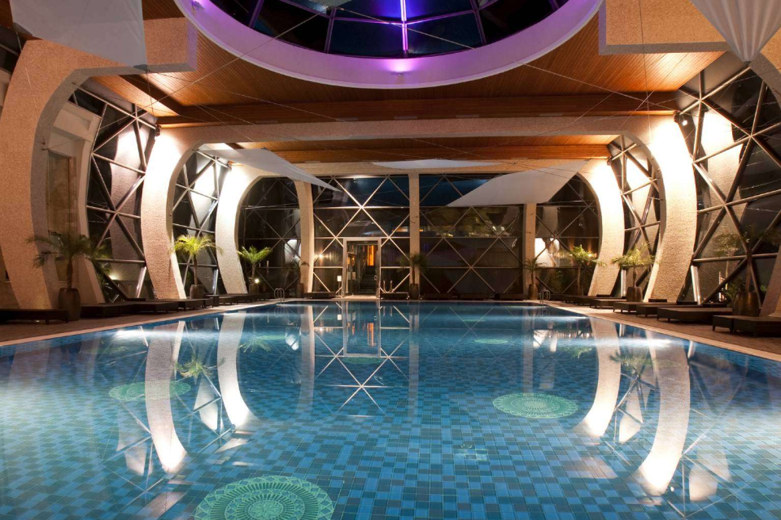 Factores a tener en cuenta para escoger las bombas de calor para piscina, por Warmpool