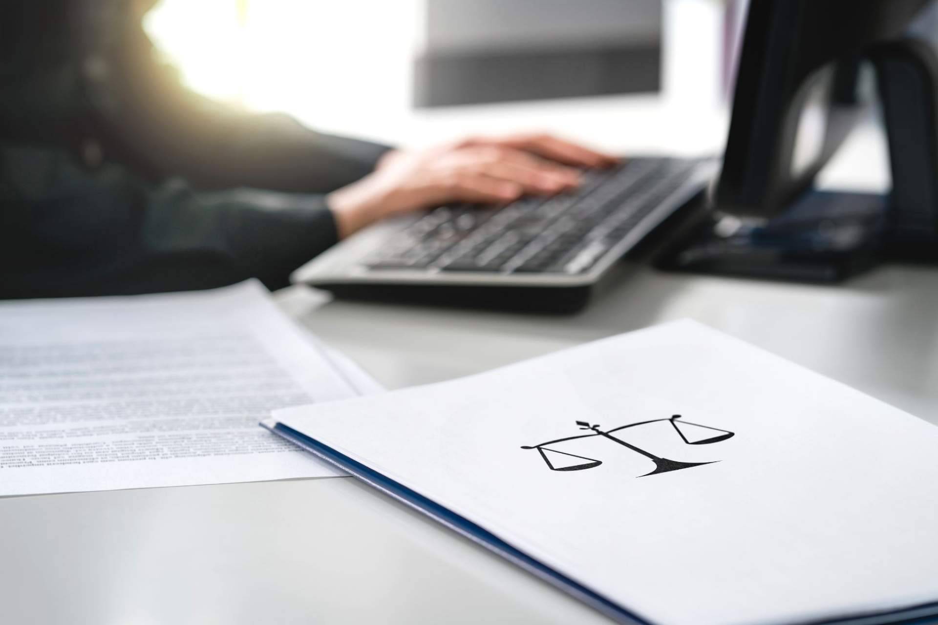 Una gran ayuda para los despachos que deseen externalizar sus litigios, el outsourcing de servicios jurídicos de Outlex