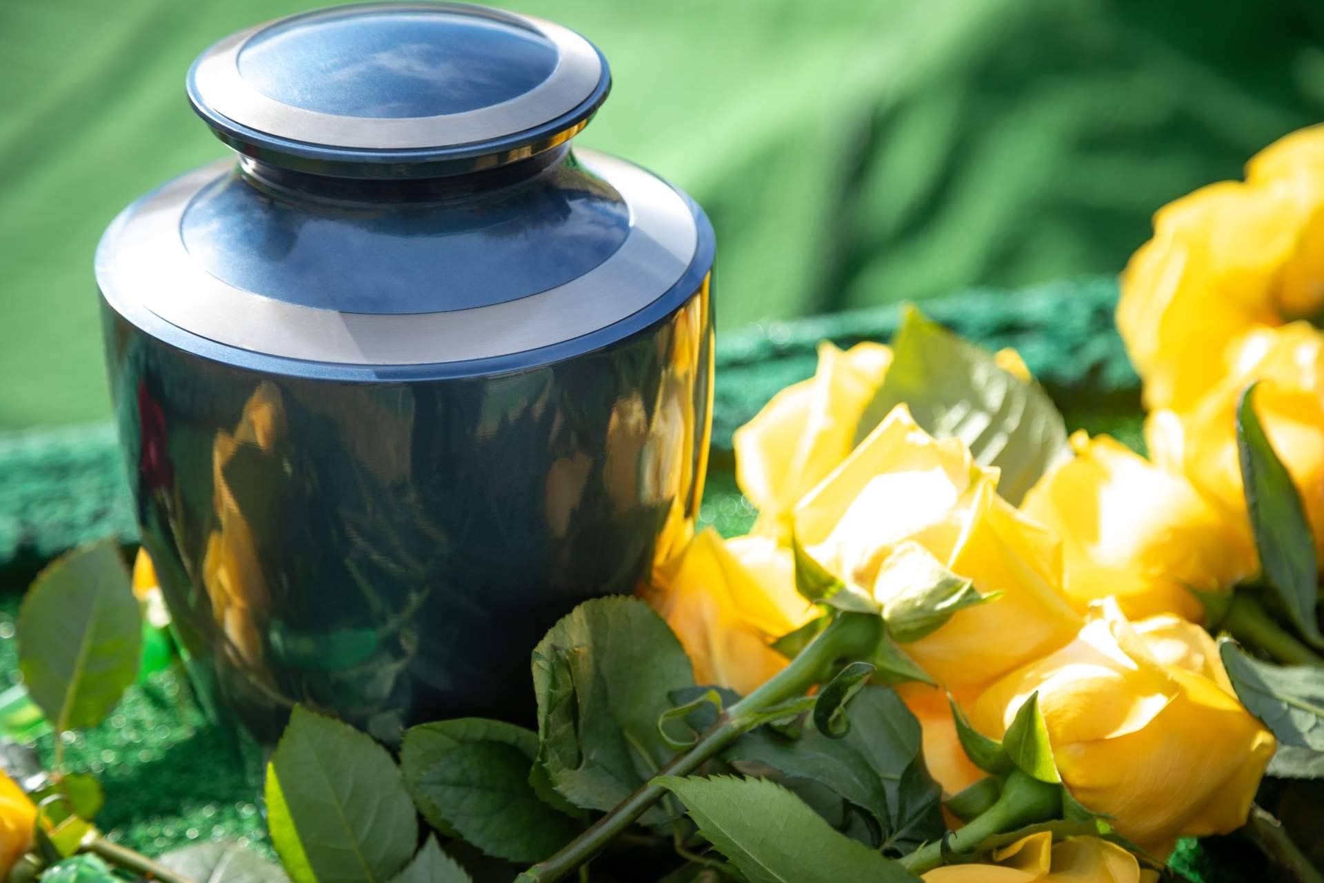 La sostenibilidad en el sector funerario, así es como se están adaptando las compañías