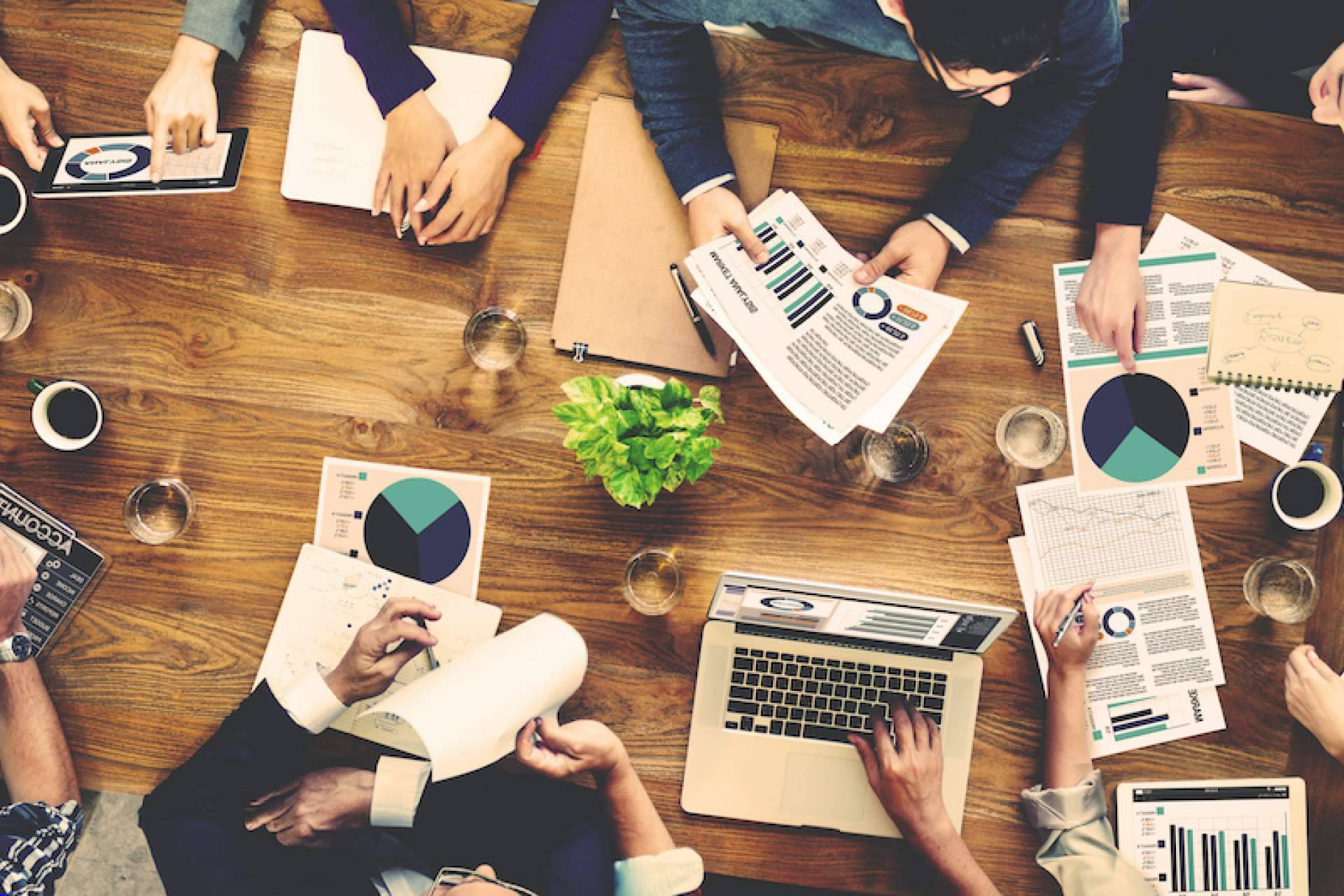 Todo sobre el servicio de marketing digital Elche para empresas que ofrece Laoom