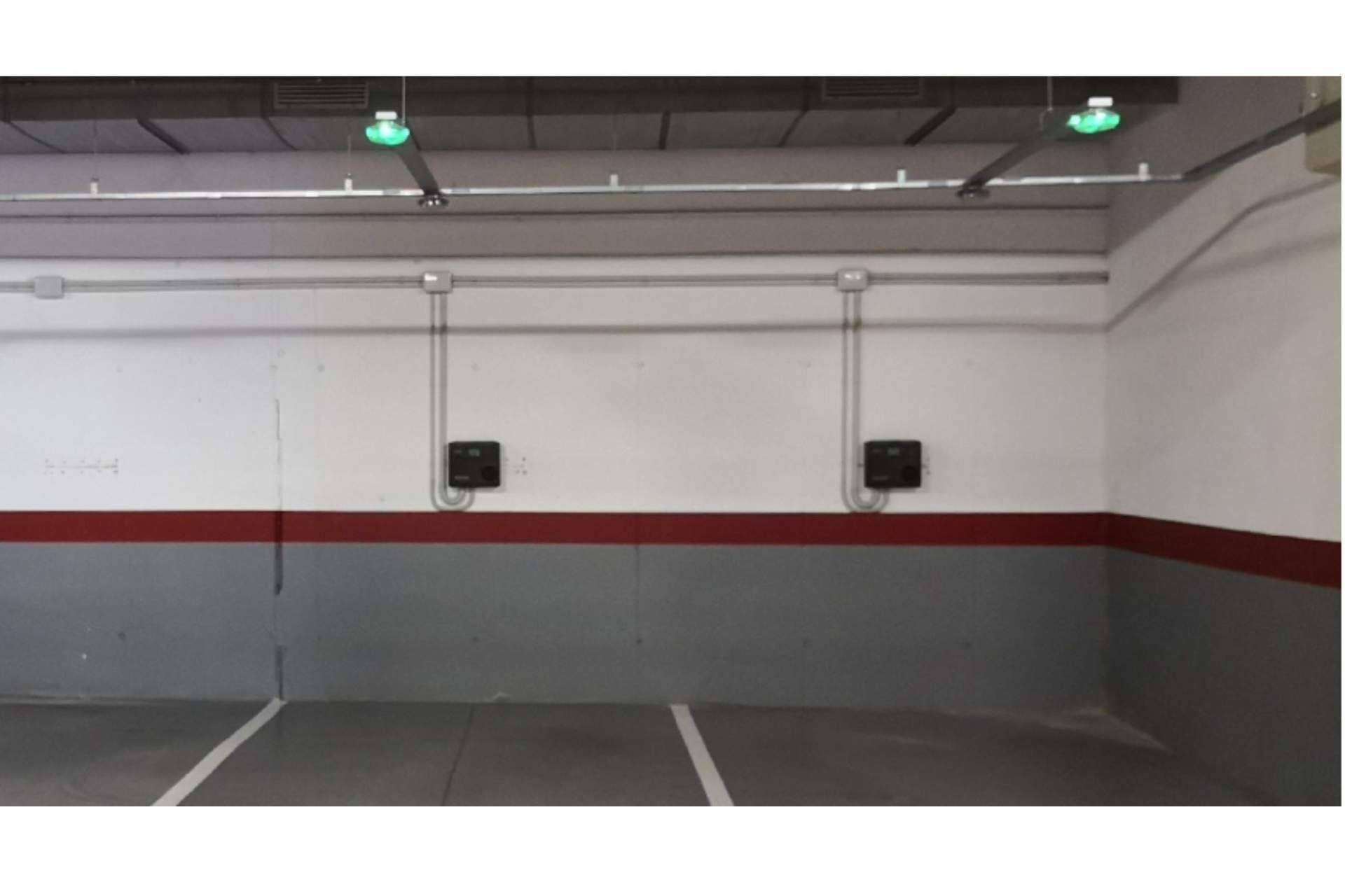 Reducir el coste de energía de los cargadores de un parking con EVcharge