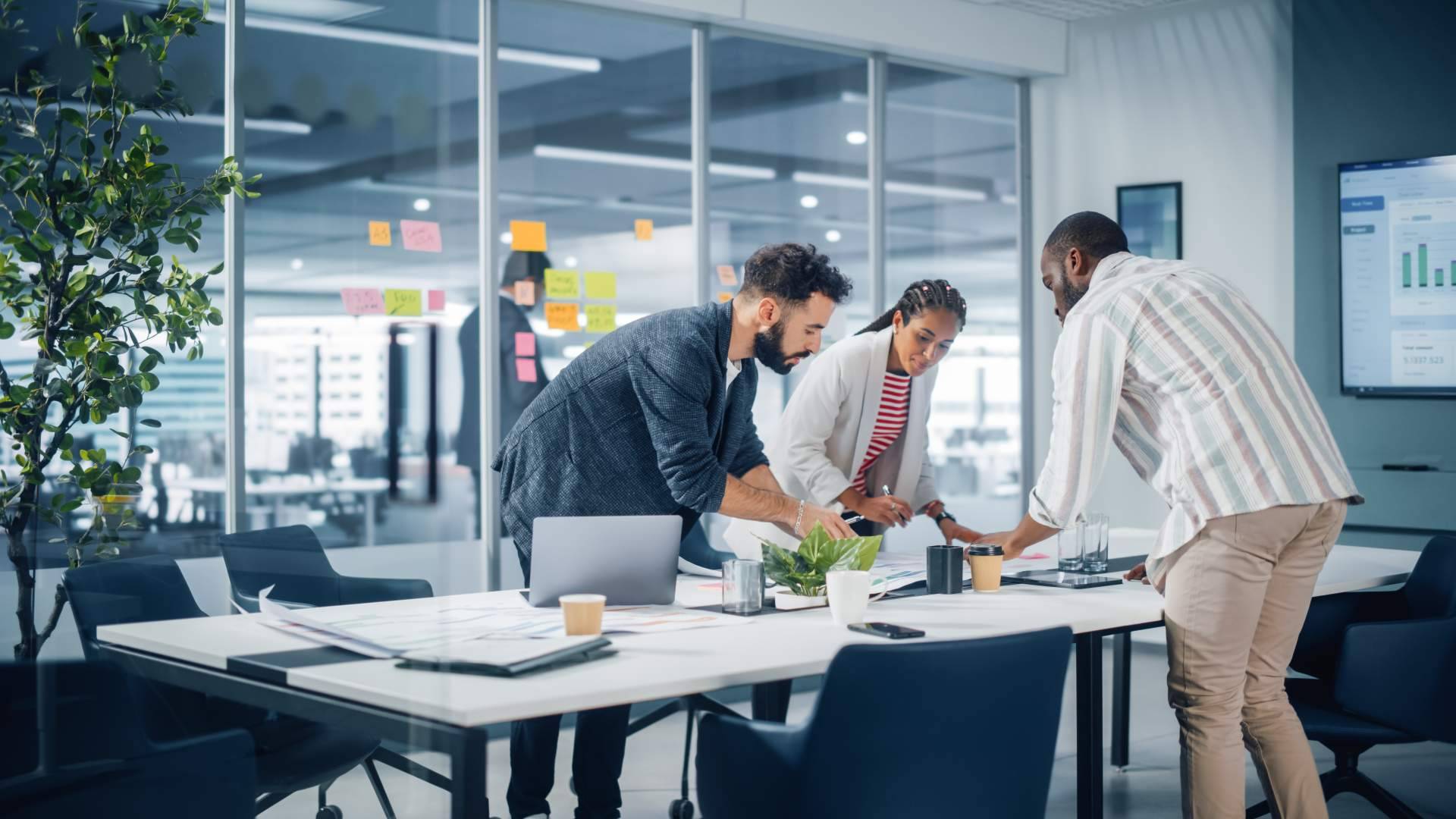 Khumpu crea estrategias de marketing digital para compañías