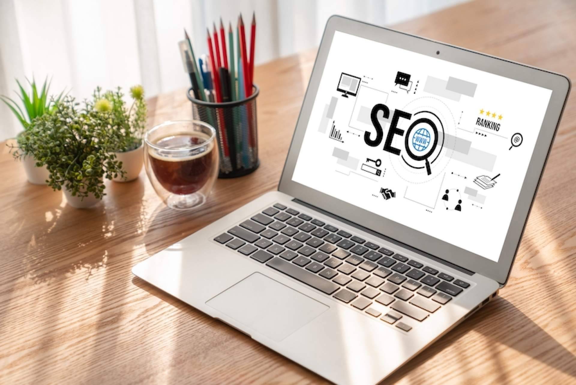 Especialistas en posicionamiento SEO, con Queenpc