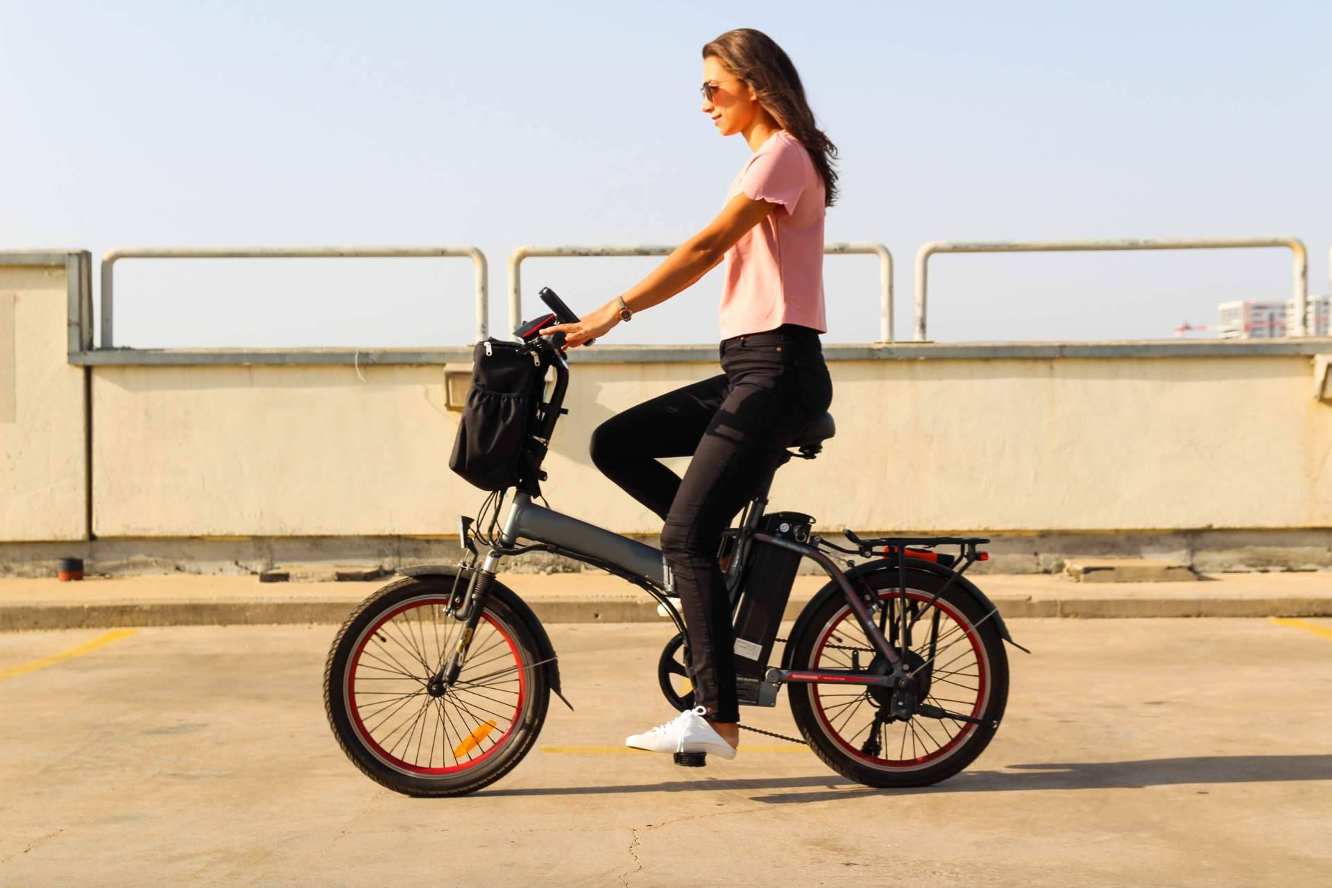 eBike.es inaugura cerca de Madrid una macro tienda outlet de bicicletas eléctricas