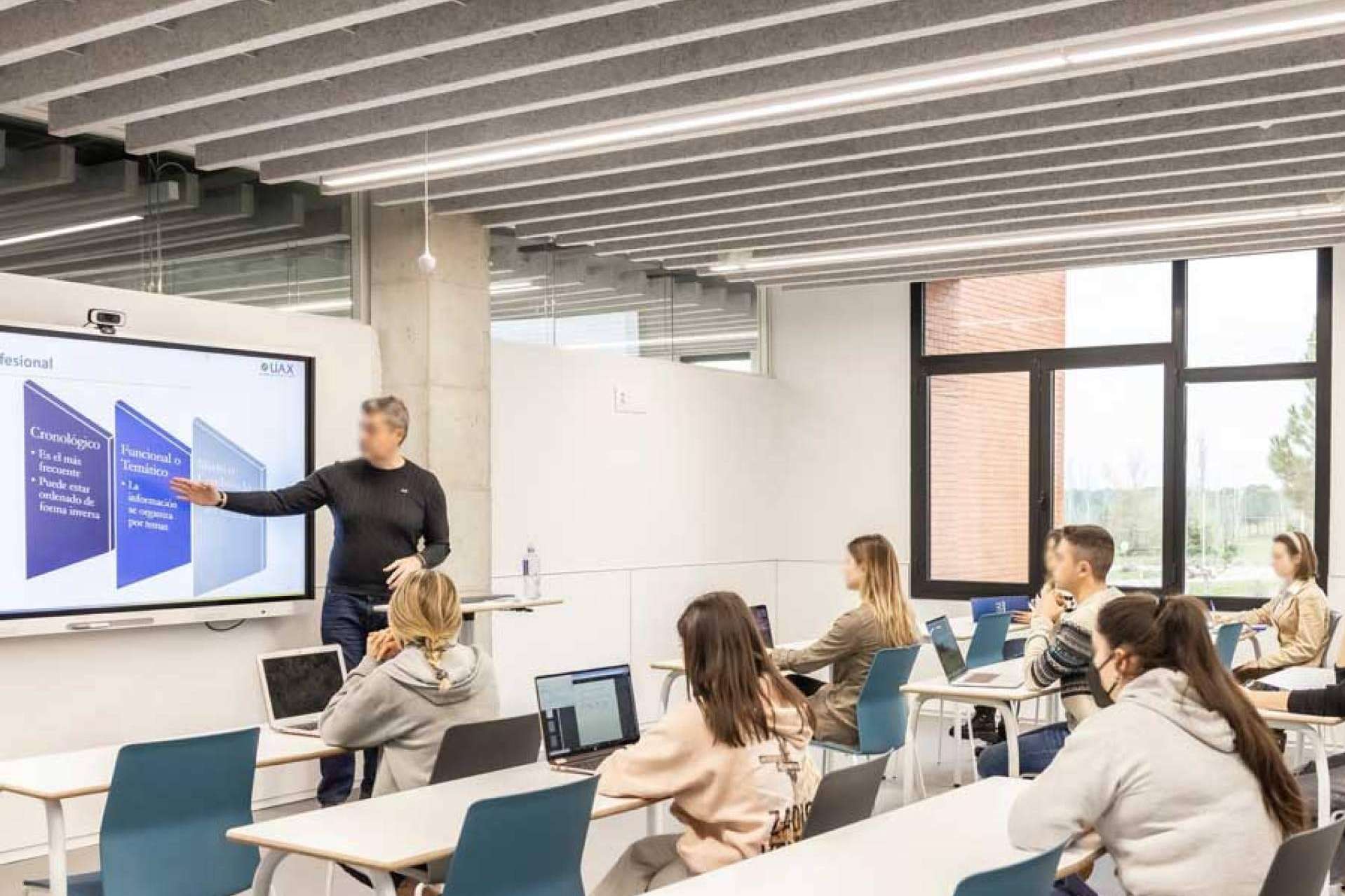 La importancia del bienestar acústico en los centros educativos