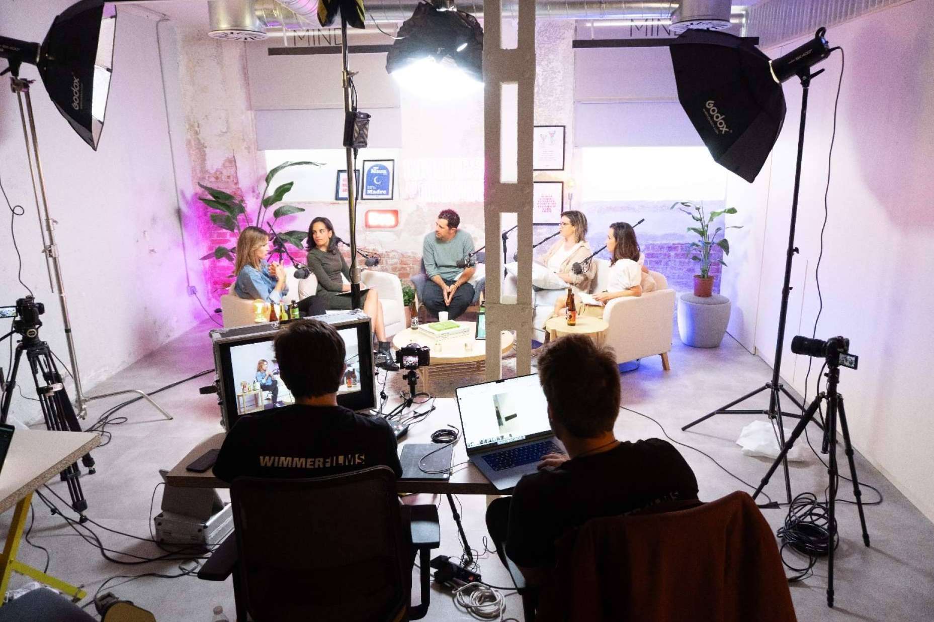 Mastermind Place es una sala de eventos y podcast en el centro de Madrid