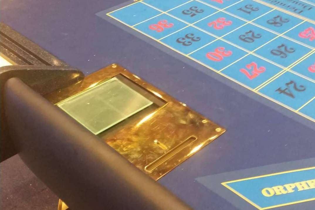 EasyDrop, la revolución de MoneyGuard para las mesas de cartas y ruletas de los casinos