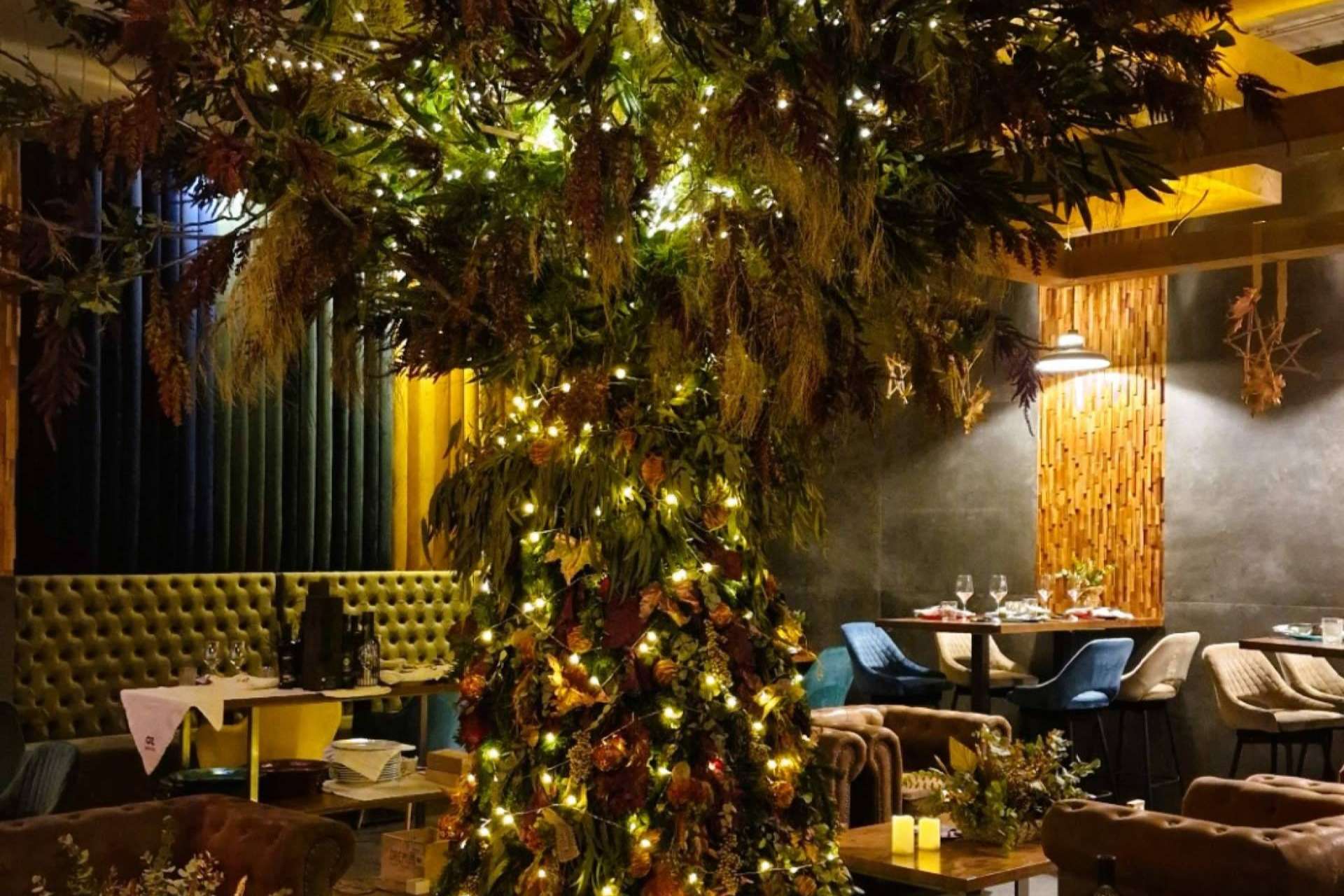 Celebrar la Nochevieja y el Año Nuevo en OZ gastroclub y vivir la magia