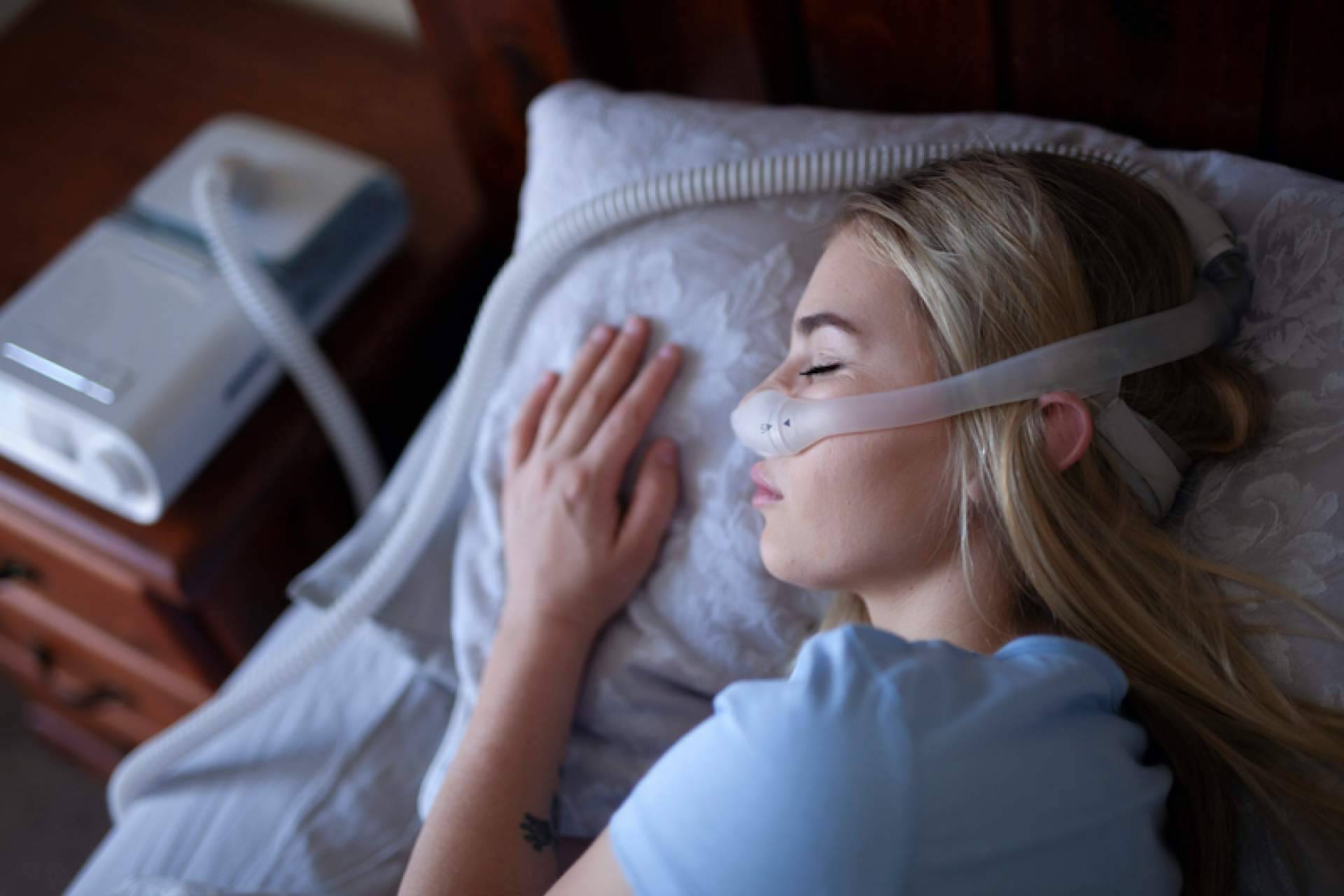 Tratar la apnea del sueño con el tratamiento de CPAP, de TerapiaCPAP