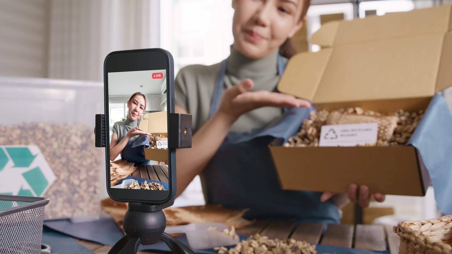 Brandarmies explica qué son los creadores de contenido y cómo pueden ayudar a hacer crecer una marca