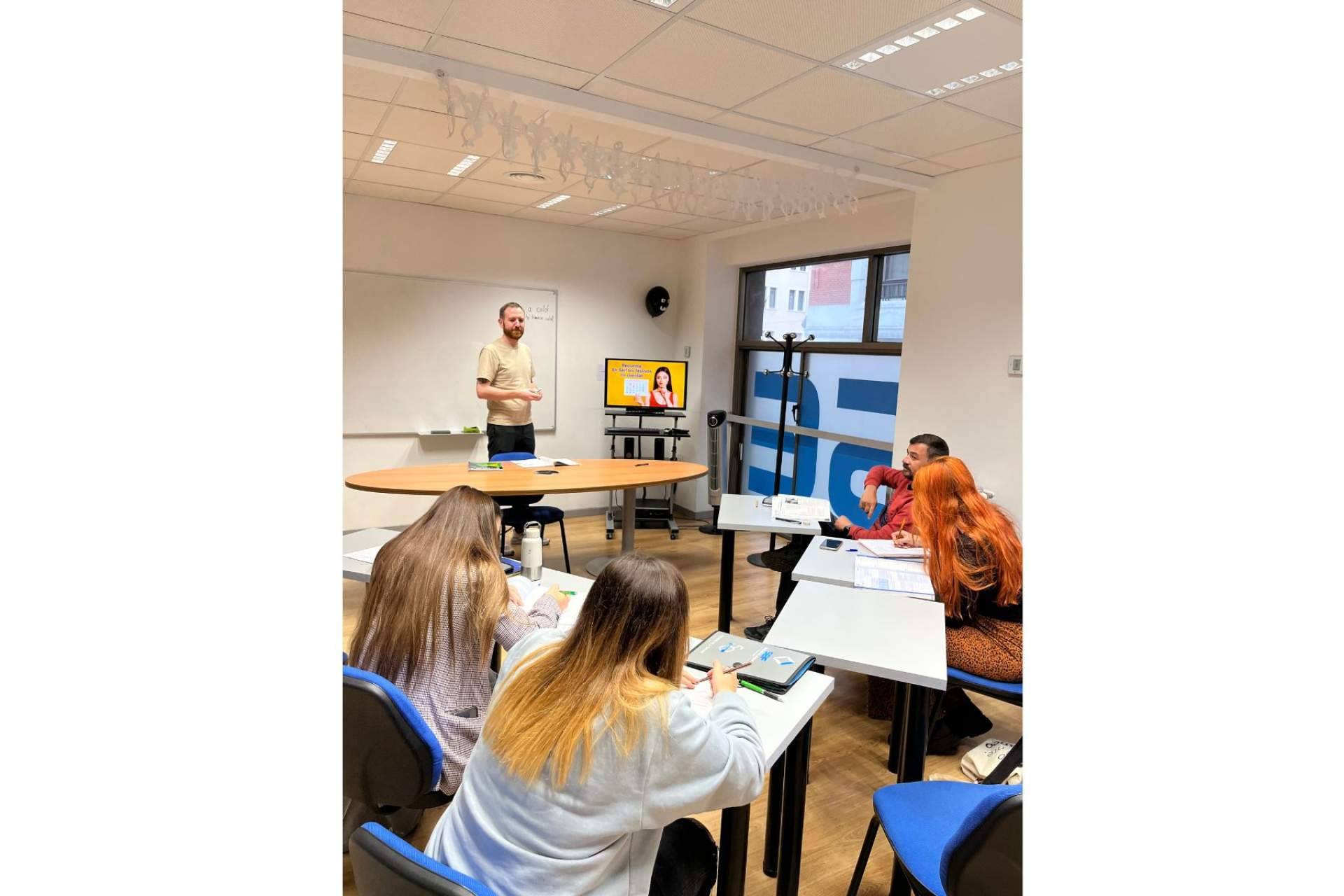 Una opción para aprender idiomas con las últimas tecnologías, Seif English Academy