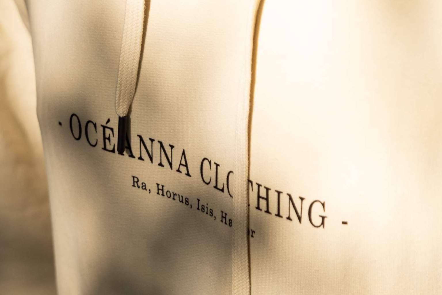 ¿Cómo coopera Océanna Clothing en la reformulación de una industria de la moda más ética y menos contaminante?