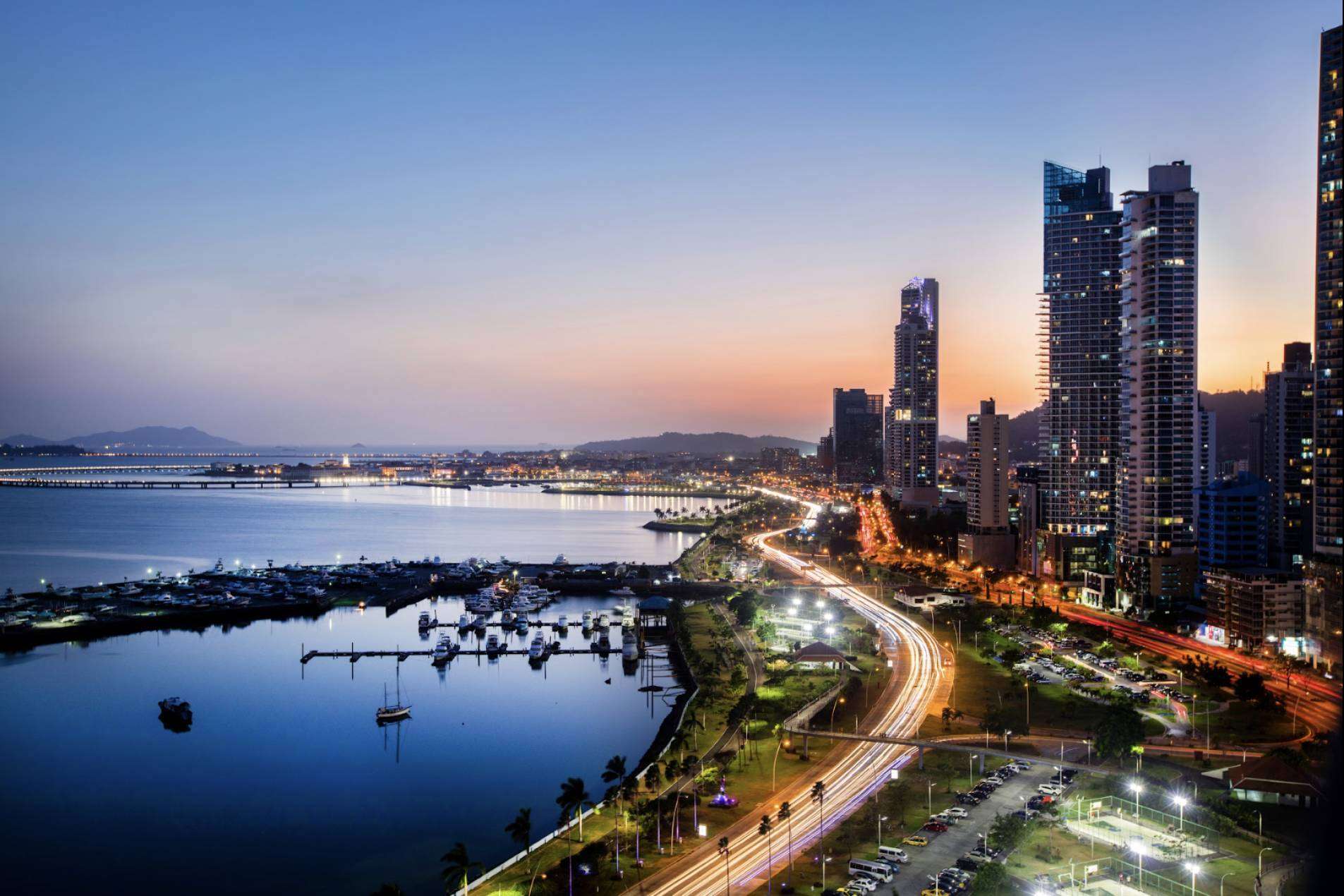Motivos por los cuales invertir en Panamá siendo extranjero es una gran oportunidad, por Grupo Los Pueblo