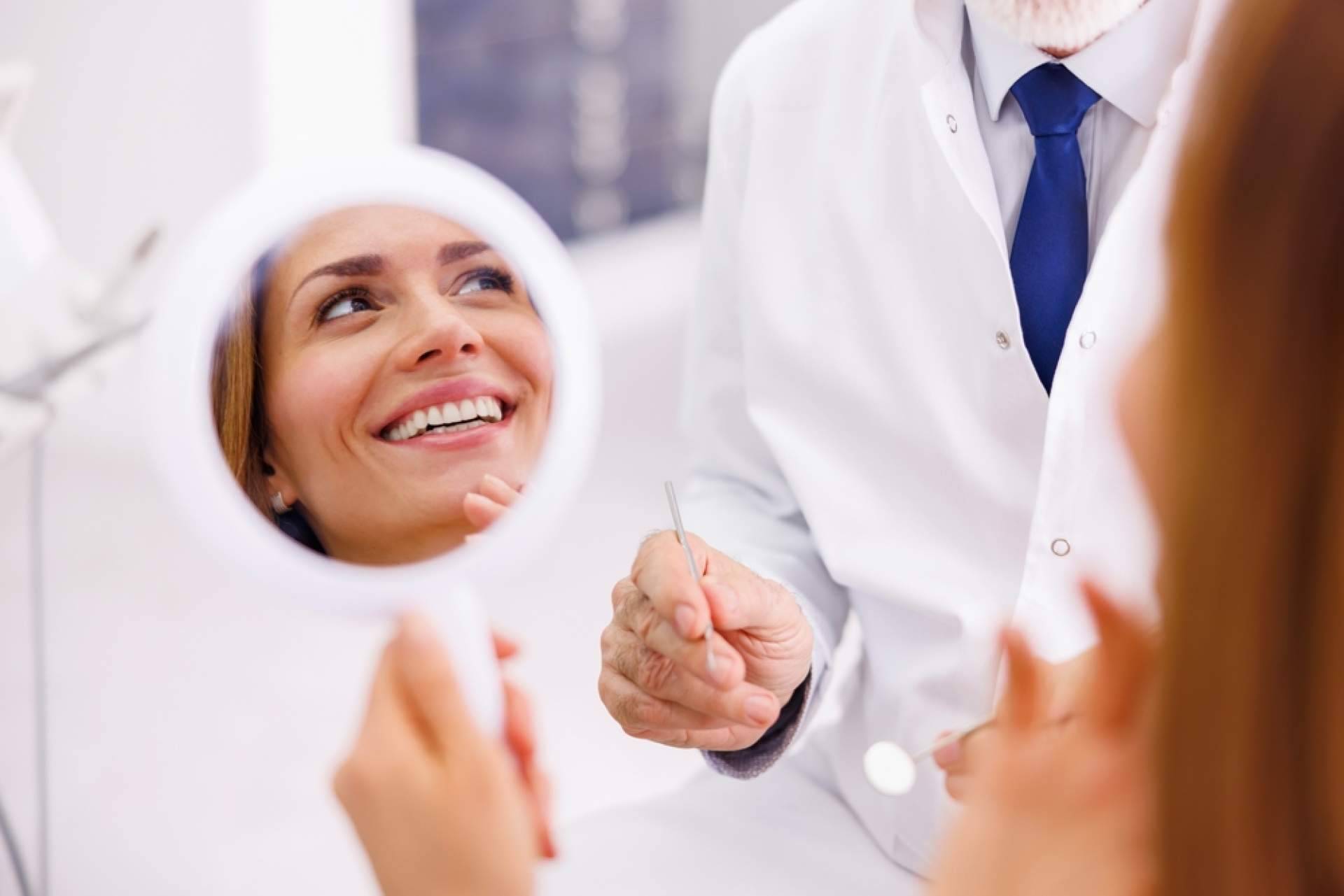Cuáles son las ventajas de los dientes limados para carillas, por Carlos Saiz Smile