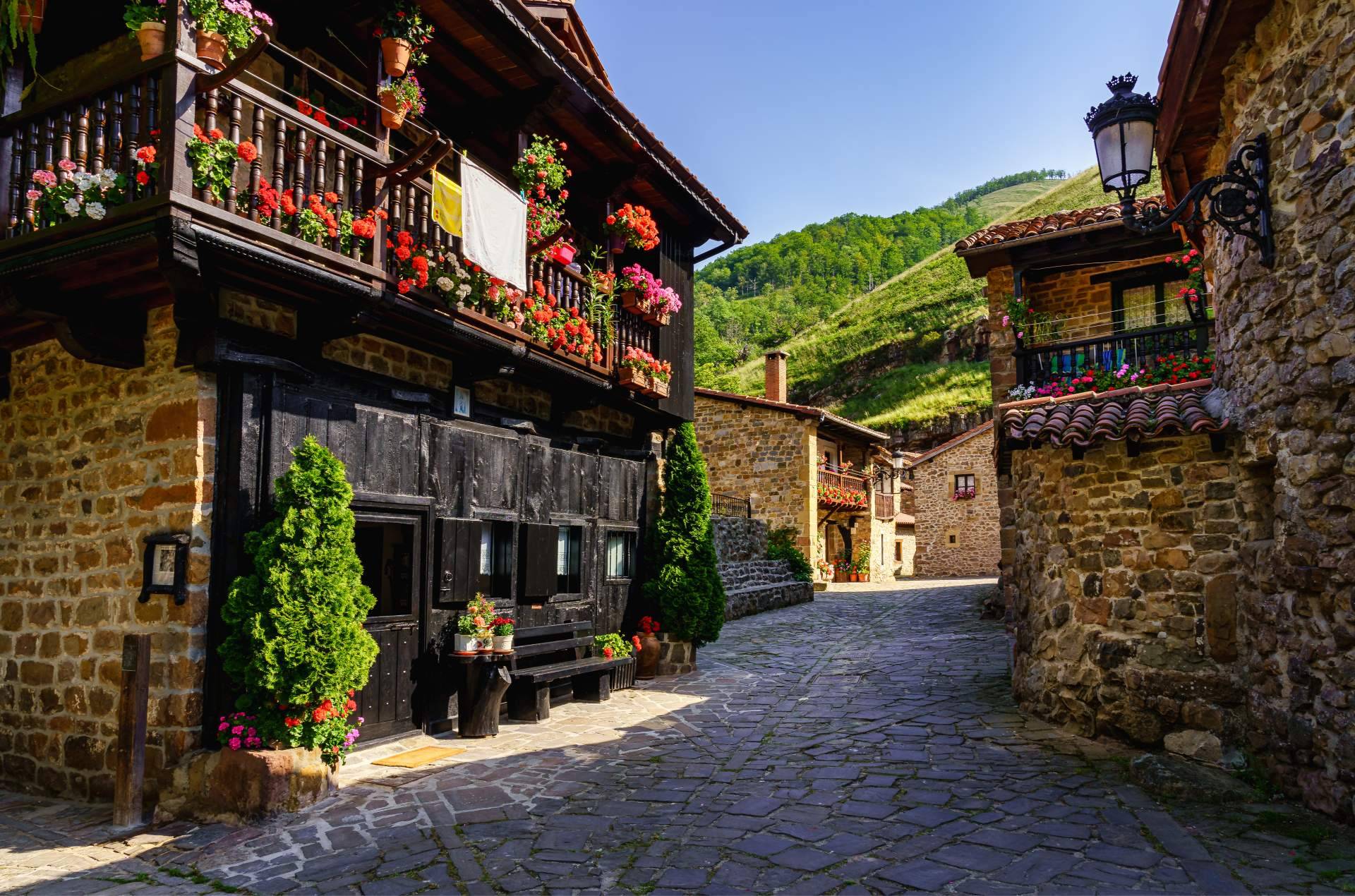 Ventajas de vivir en un pueblo de Cantabria