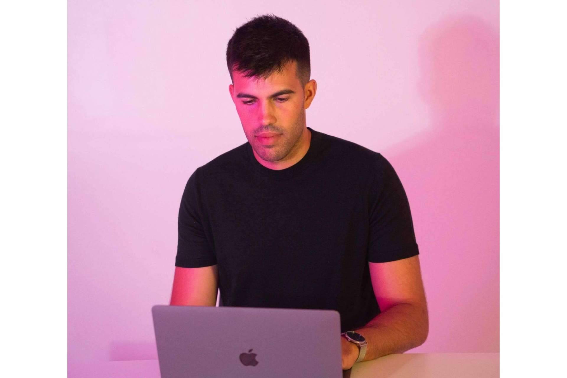 Técnicas de estudio para evitar las distracciones, con Potencia Tu Estudio y el Programa HIS