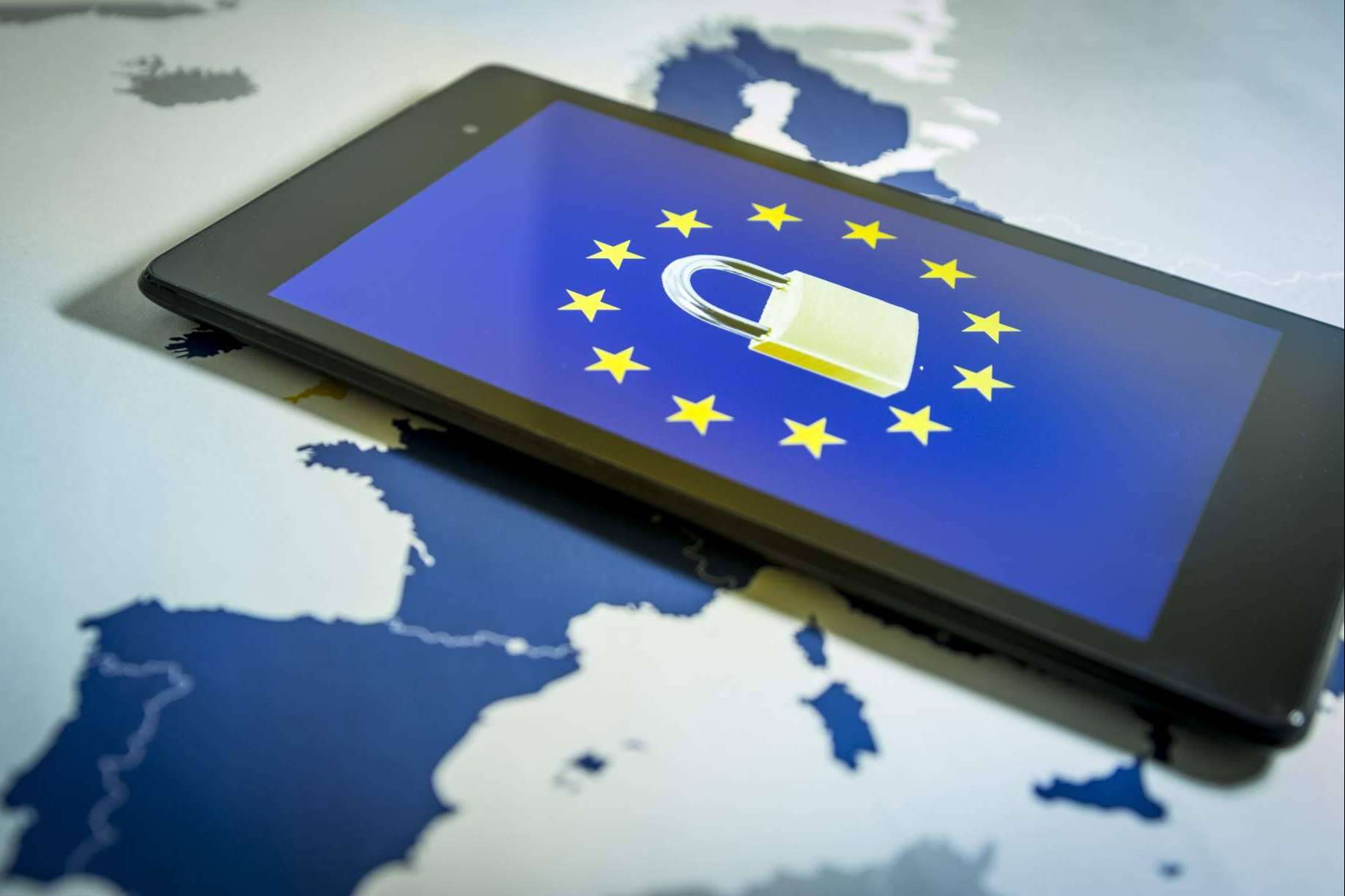 ¿Por qué es importante cumplir con todos los requisitos de la Ley de Protección de Datos para empresas y autónomos?