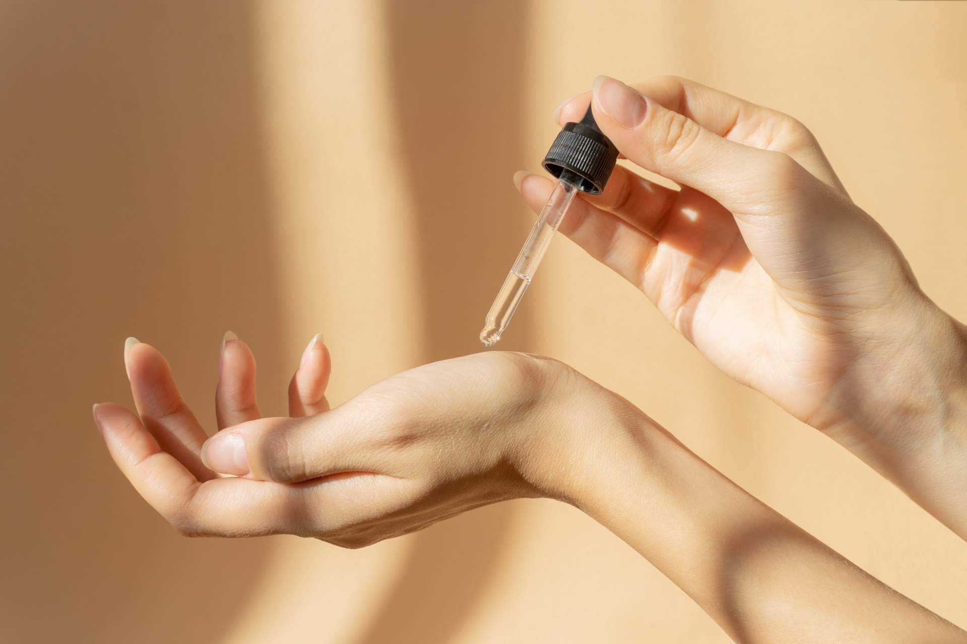 La importancia de una rutina para el rejuvenecimiento manos, con Crina Rus Beauty Center