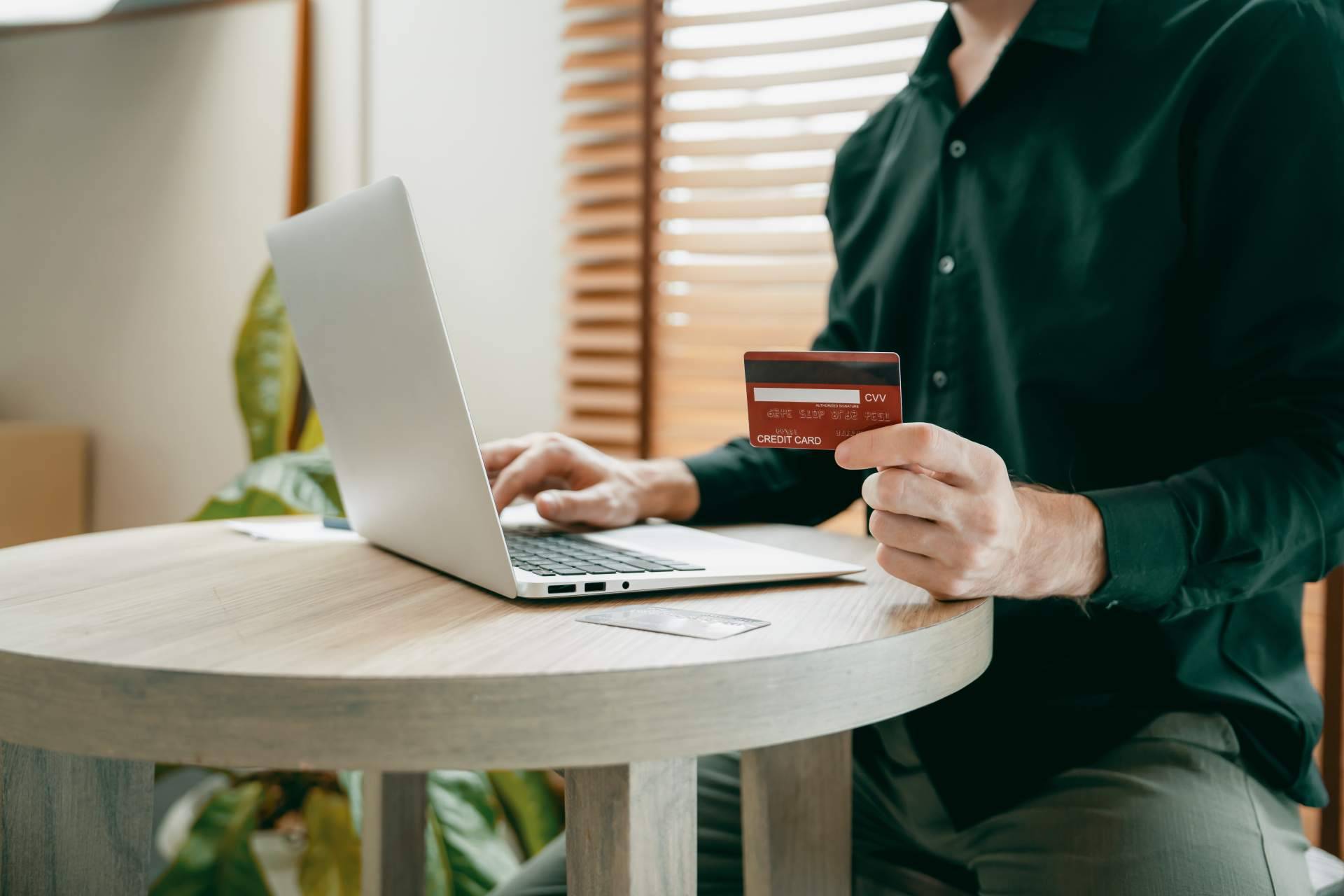 AK Digital impulsa la transformación digital con su sistema de autogestión de tarjetas financieras