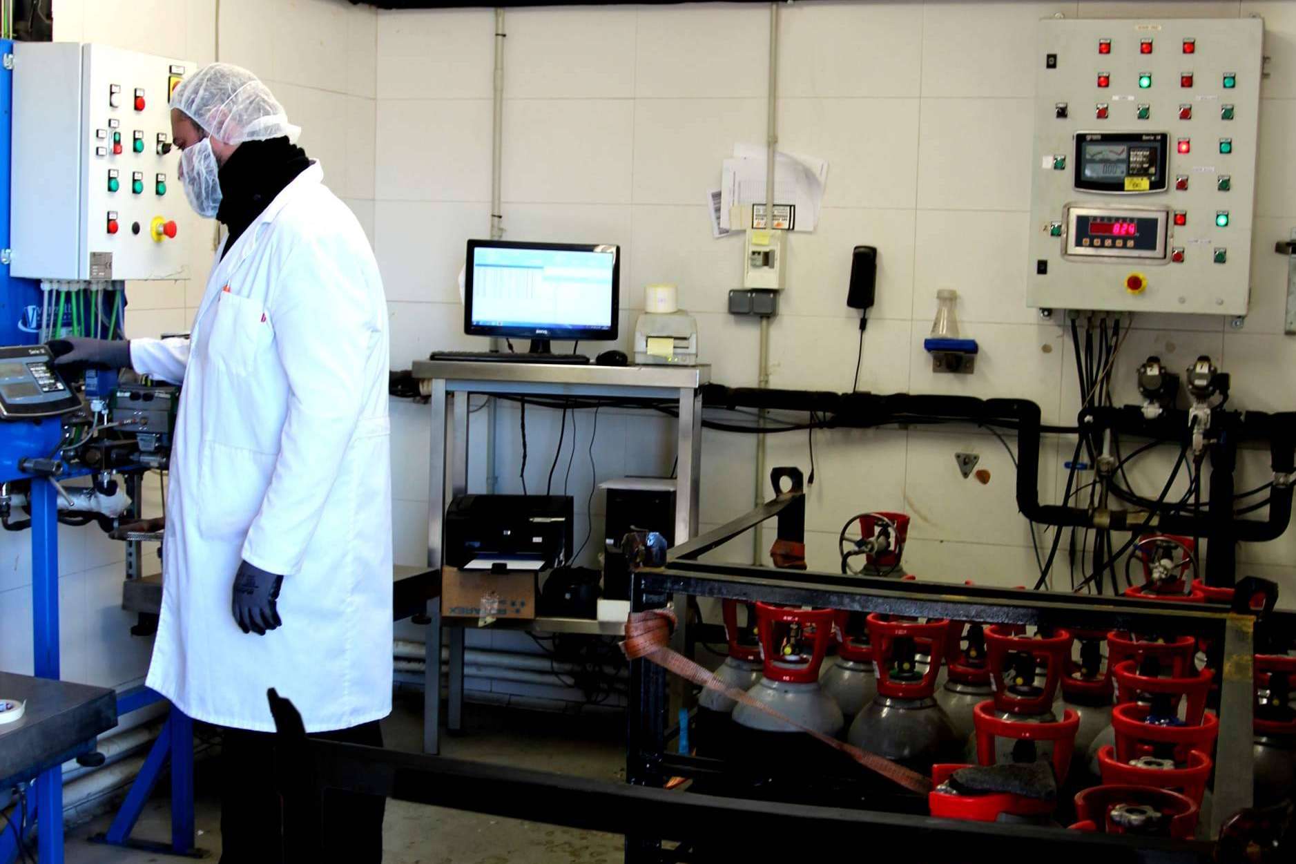 Gasos Felmar informa sobre la escasez del CO2 en el sector alimentario de España y Portugal
