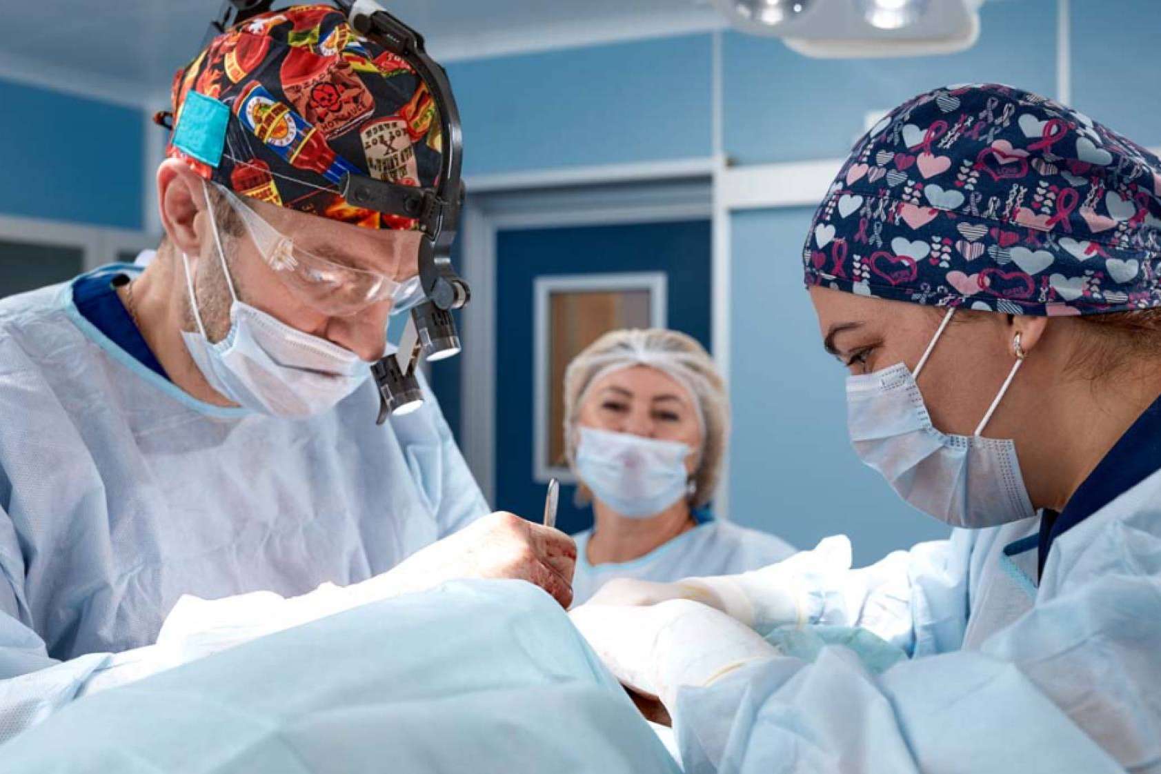 El renombrado médico y cirujano Dr. Gabriel Cubillos lidera la batalla contra la obesidad y el exceso de peso