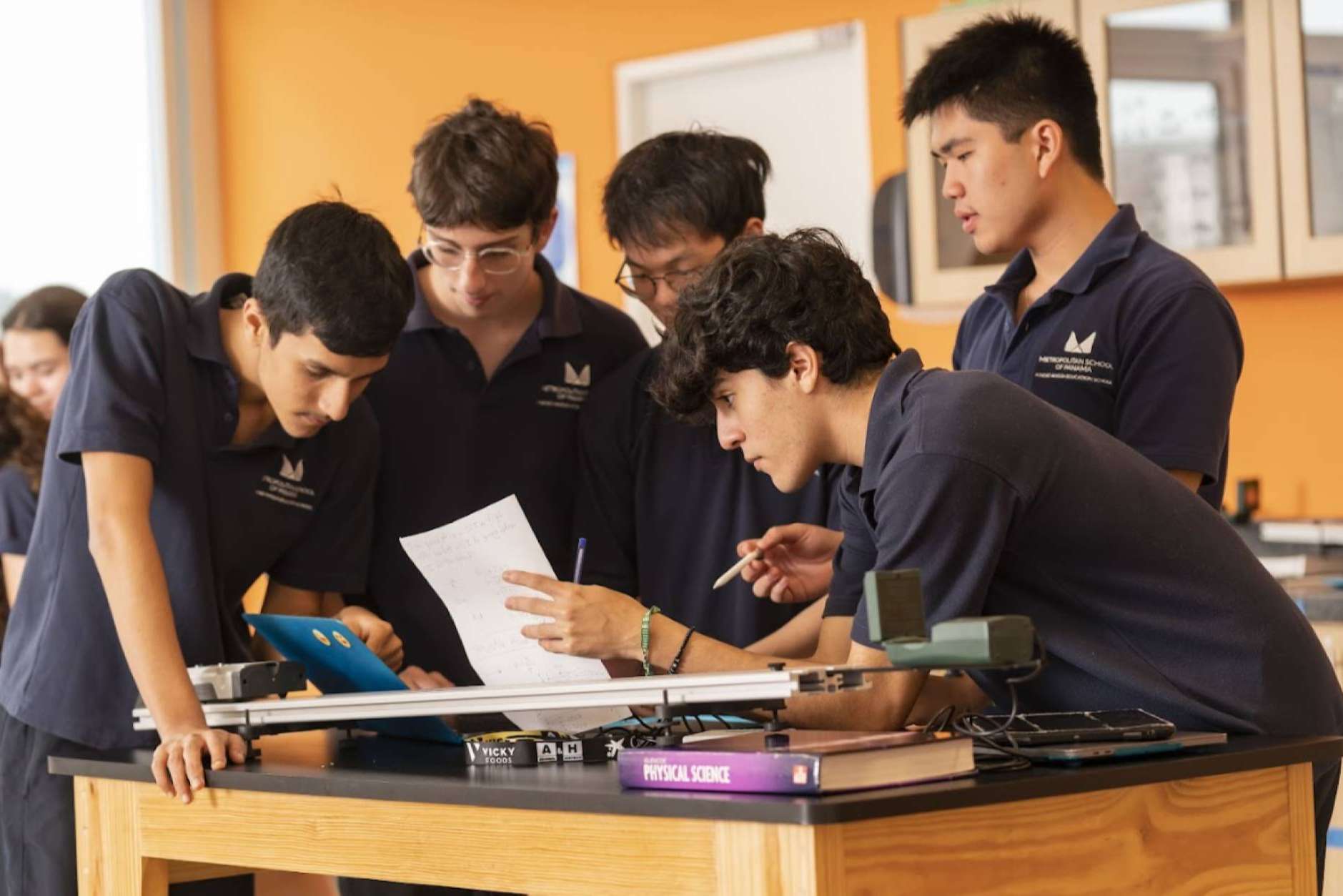 Bachillerato Internacional en el MET de Panamá, educación innovadora