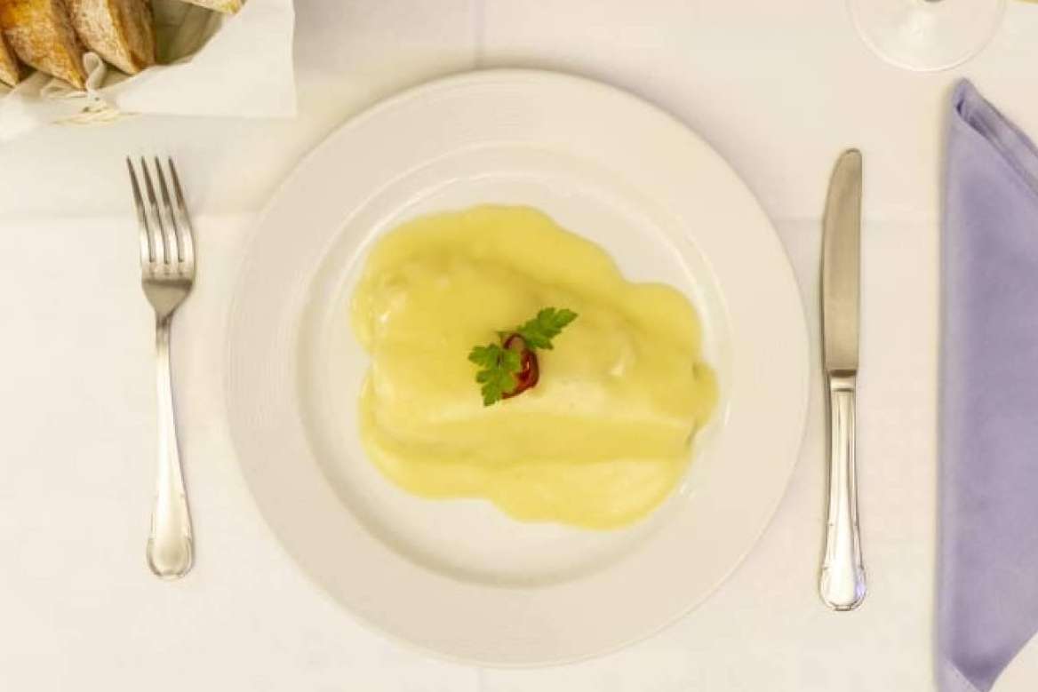 El restaurante Casa Ricardo en Madrid tiene dos especialidades; el Potaje de Vigilia y el bacalao pil pil