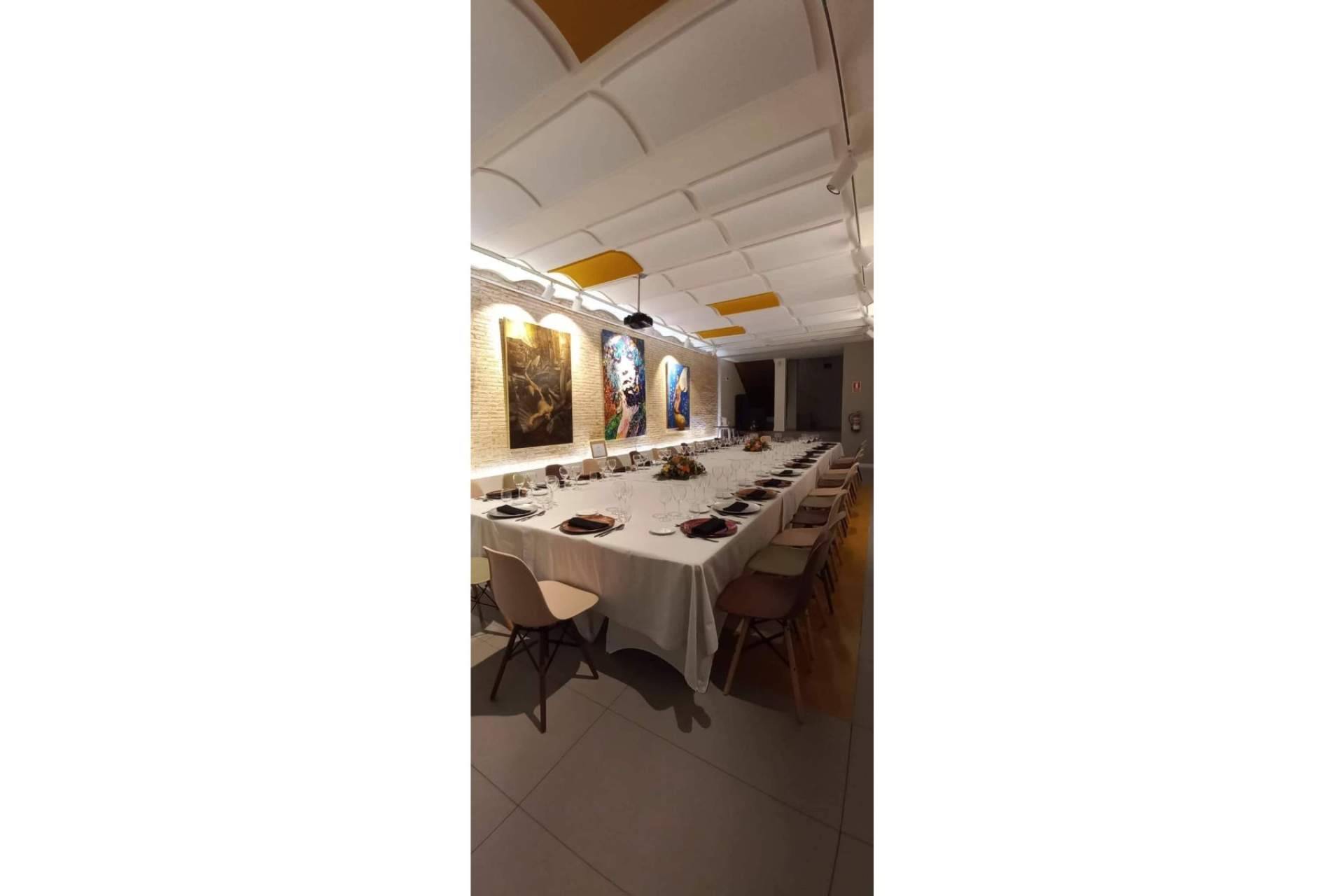 Espacio eventos Madrid; una sala elegante que combina trabajo y ocio con gastronomía
