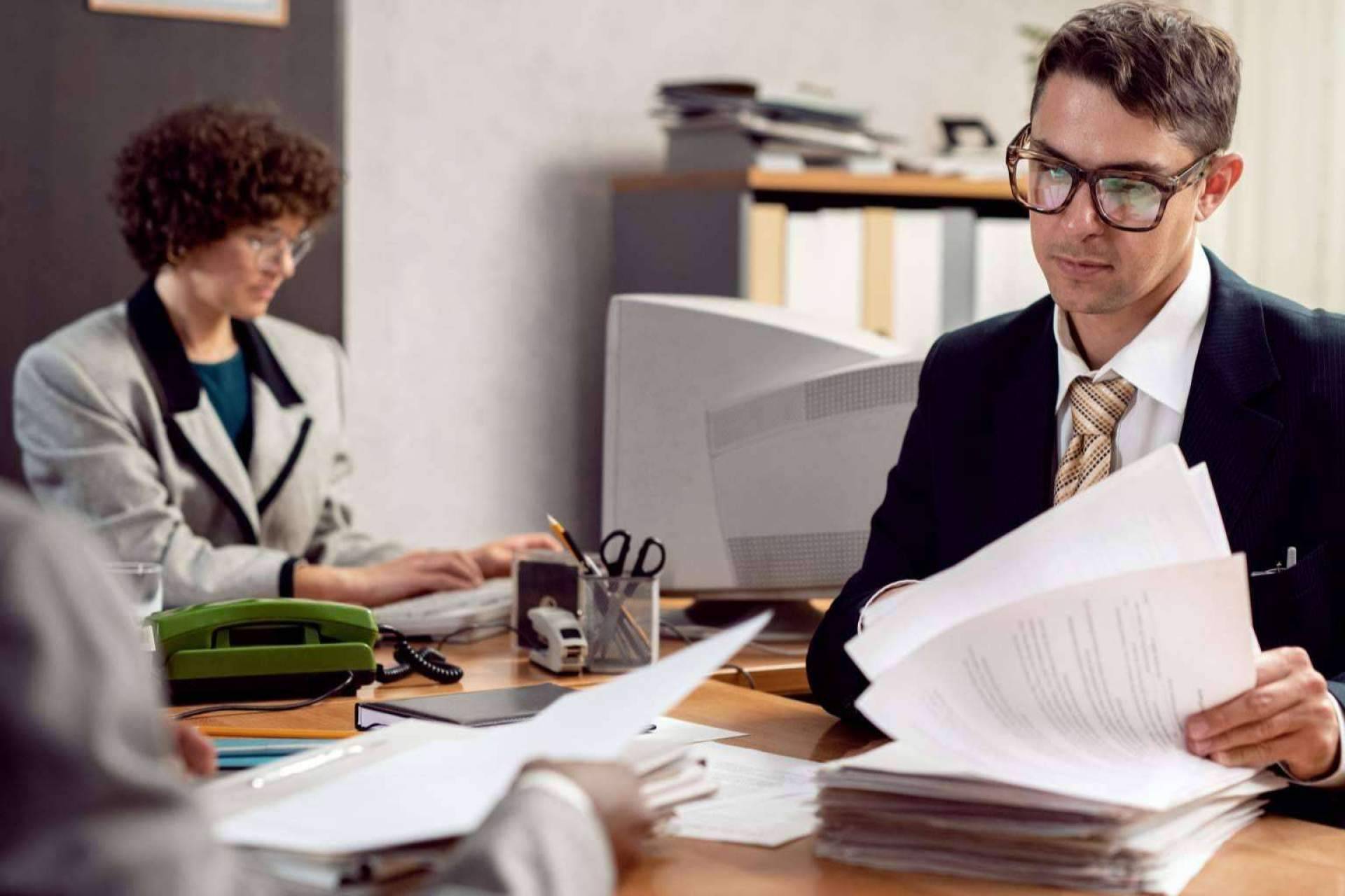 Asesolab asegura la protección jurídica y la satisfacción de sus clientes