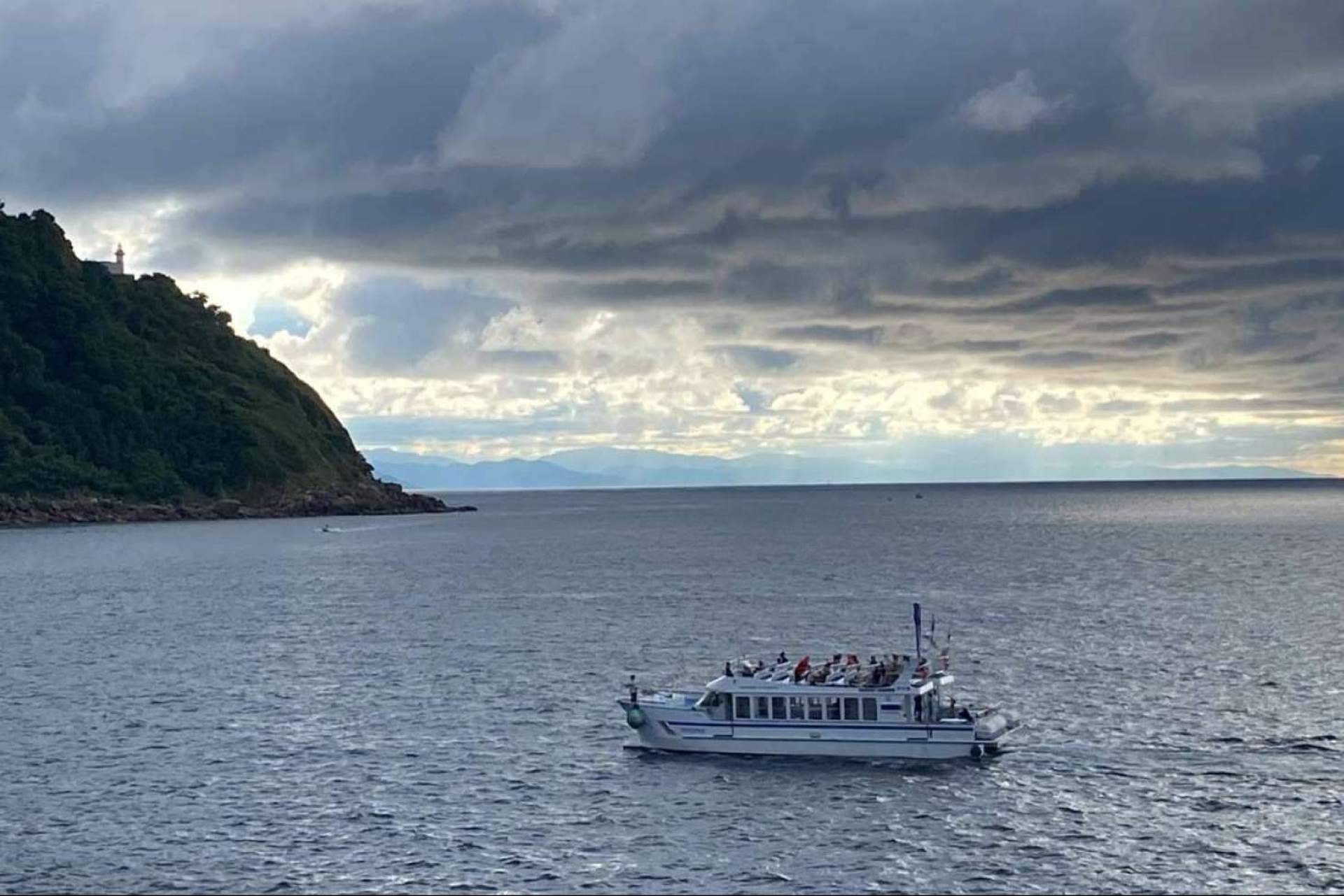 El catamarán Ciudad San Sebastián contribuye a reducir huella de carbono
