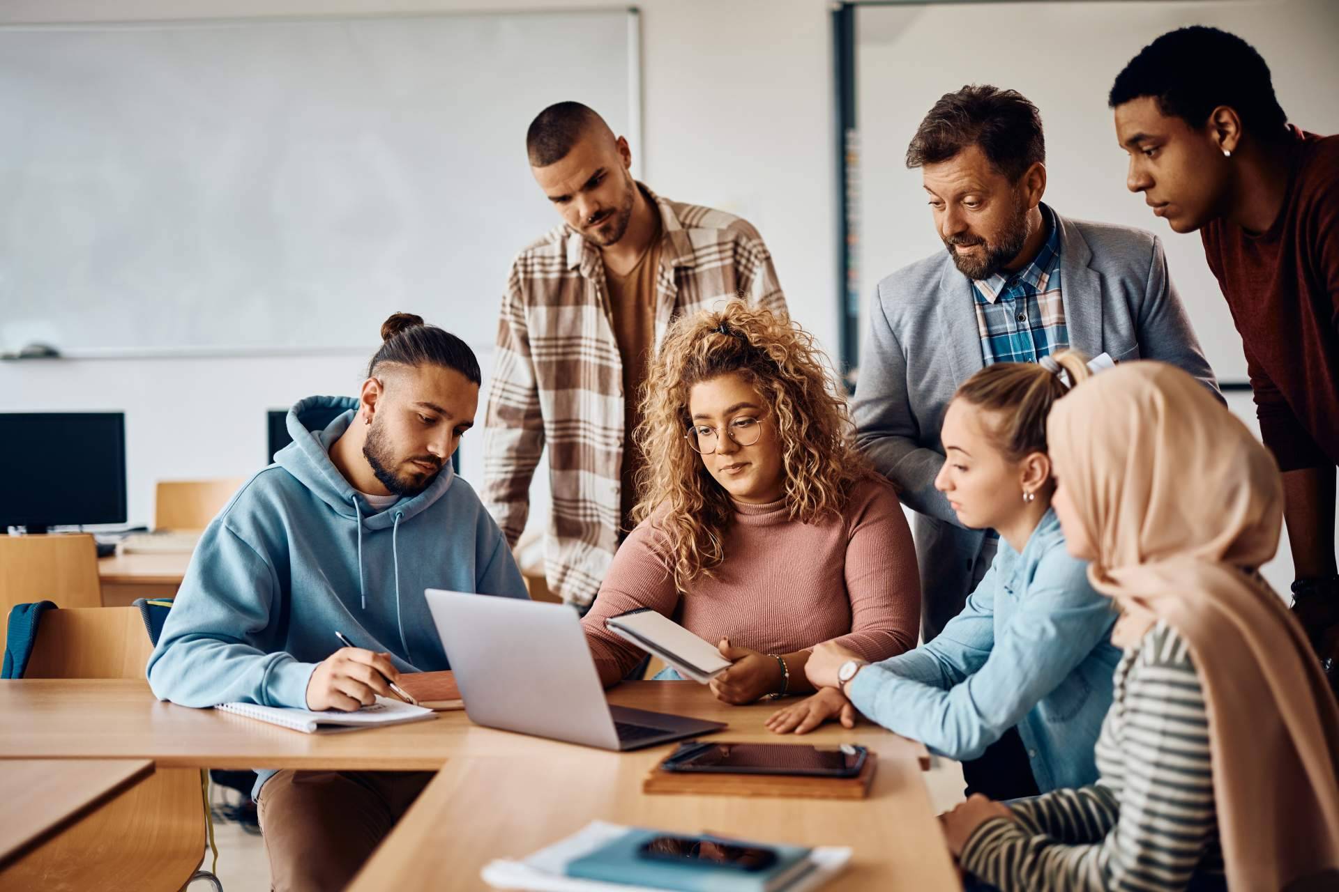 Becadvisor revoluciona la búsqueda de empresas para prácticas académicas; una mejor colaboración educativa y empresarial