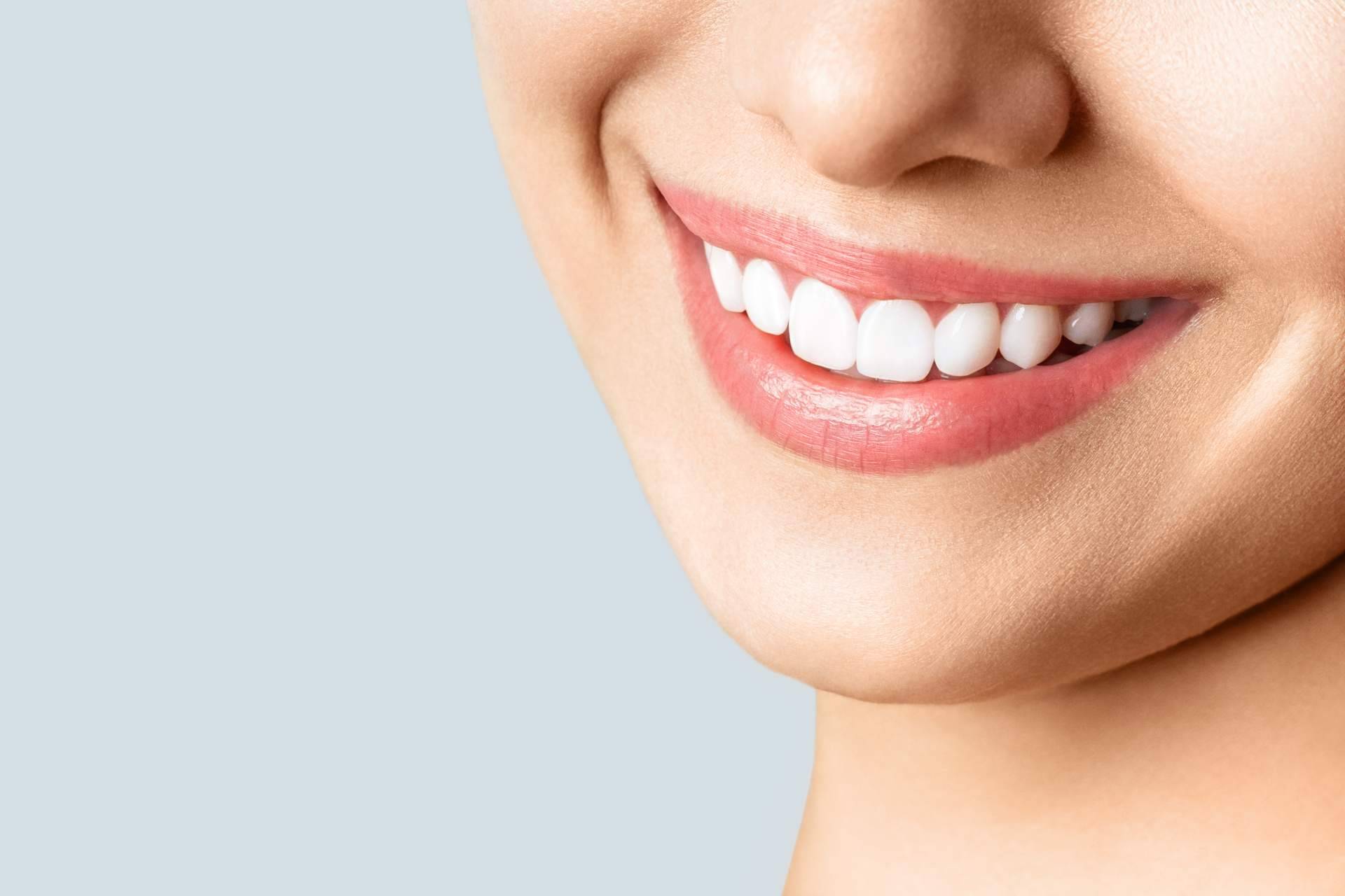 Diseño de sonrisas en Málaga con los expertos de Lola Escalante Estudio Dental