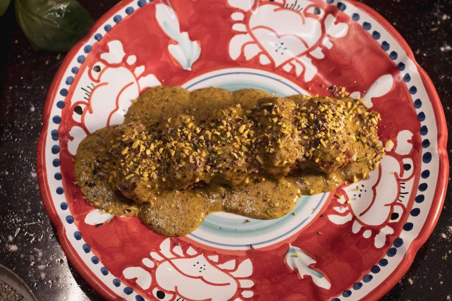 Un plato único en la carta de Spaccanapoli; pasta e patate con la provola
