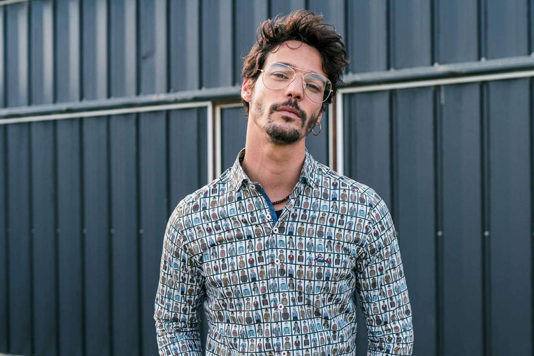 Los diseños de camisas slim fit que brinda The Surfcar para esta temporada