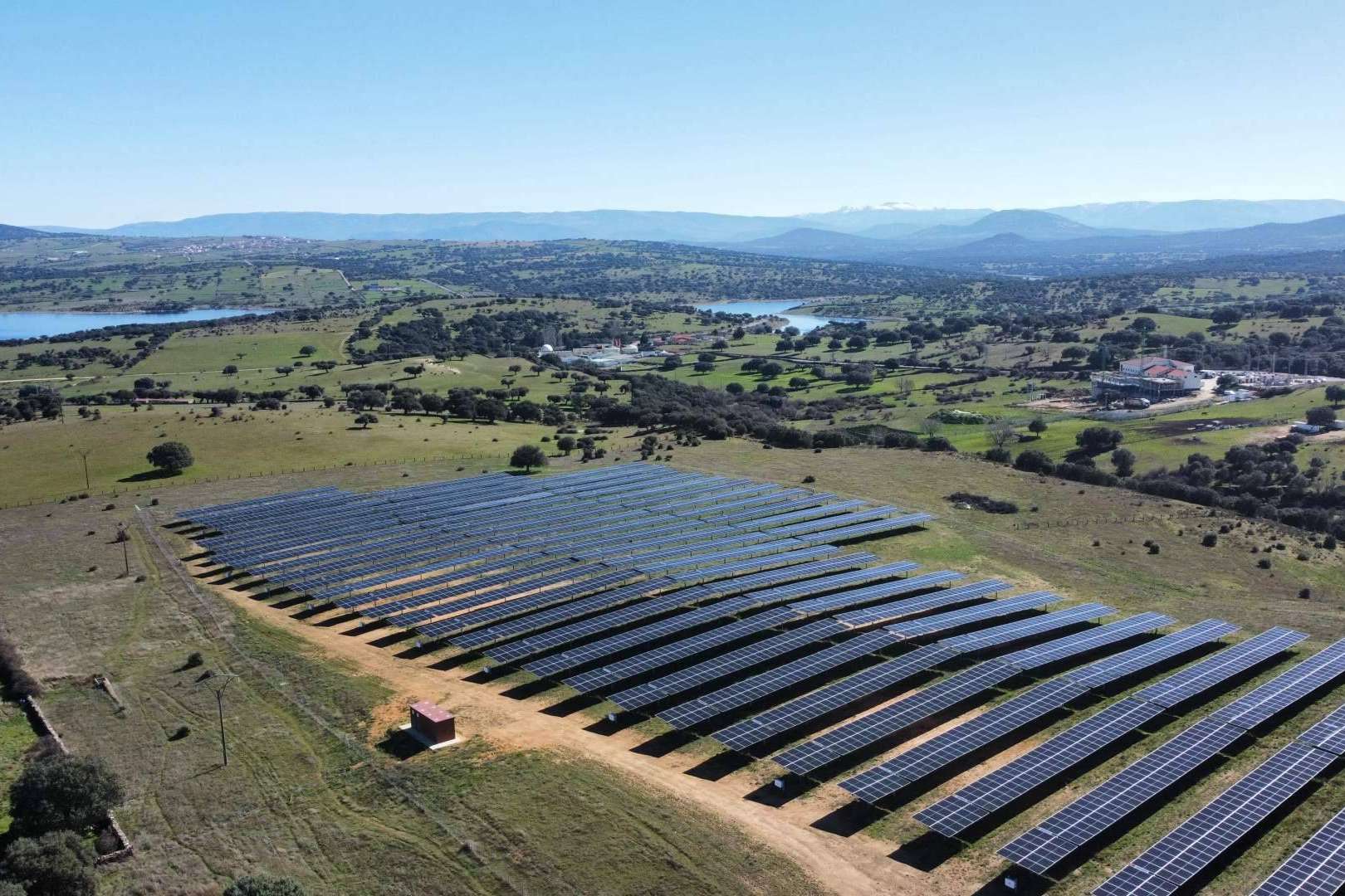 Oportunidades y desafíos en la energía solar; el papel de Artec Capital Energy en el camino hacia un futuro sostenible
