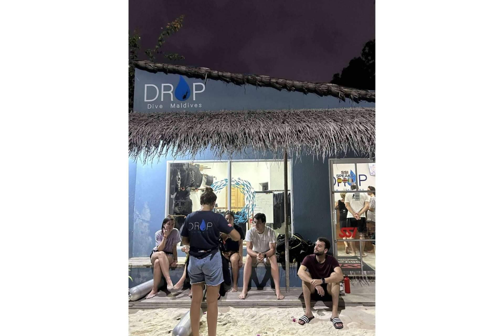 Paquetes de buceo para certificados con Drop Dive Maldives