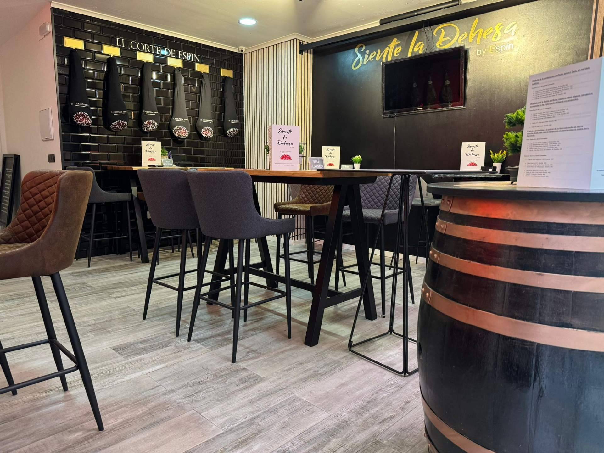 Siente la Dehesa de Jorge Espin, la nueva aventura gastronómicaen Badajoz, Extremadura
