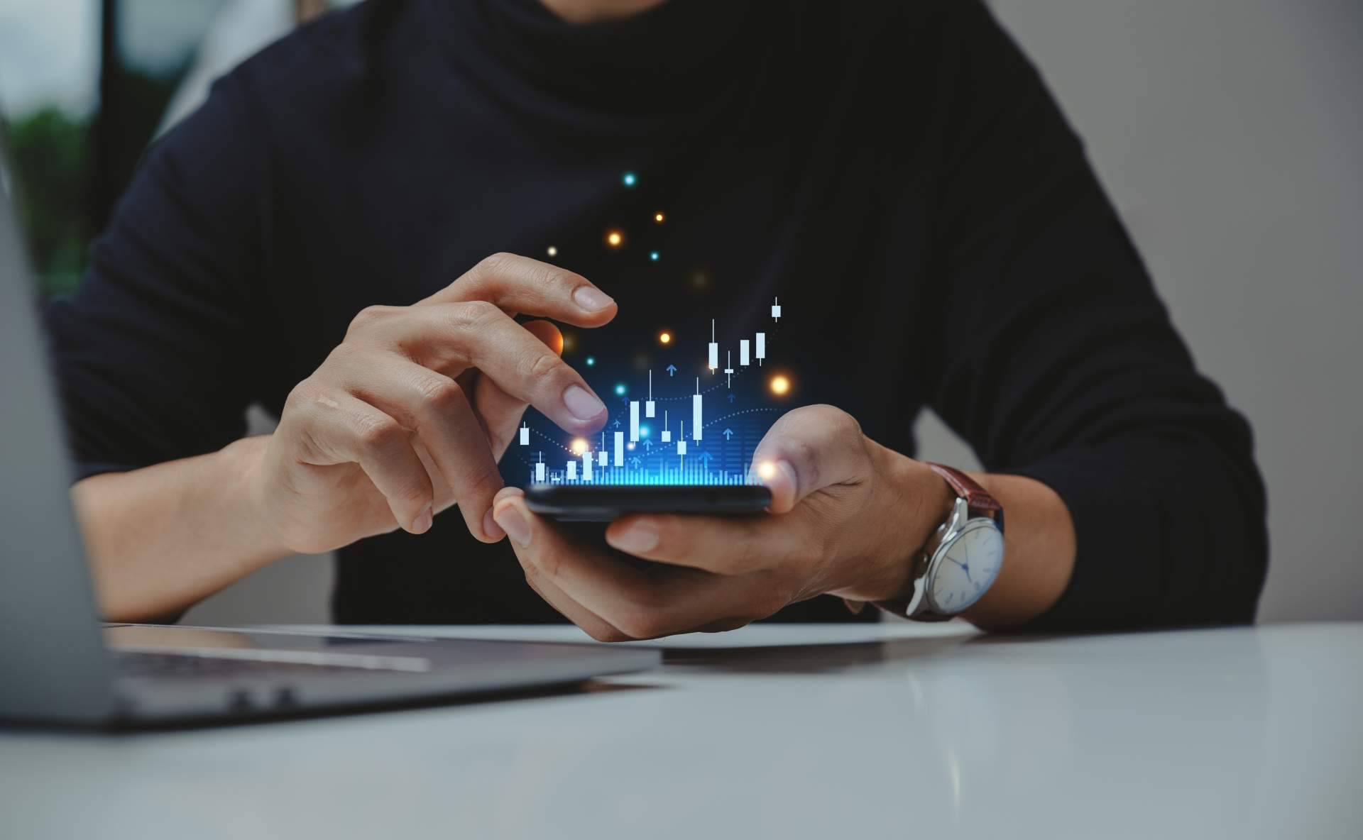 Acciones y Valores explica cuáles son los mejores brokers para invertir en Latinoamérica