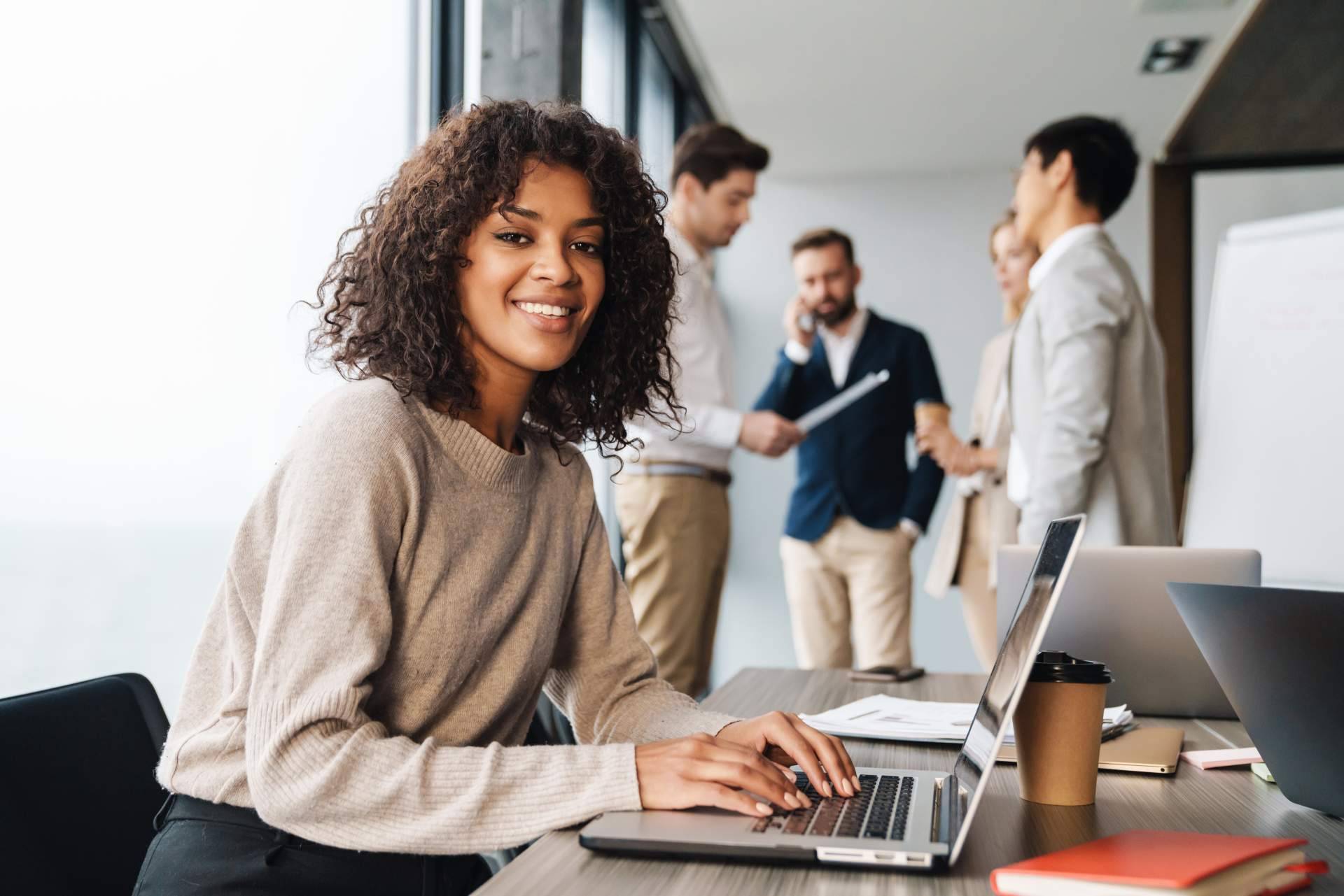 Servicio de instalación de redes en empresas o negocios con Lamartel
