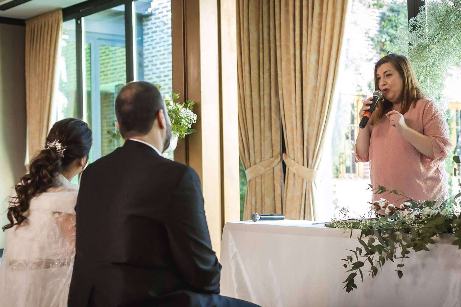 Oficiantes de ceremonias, una nueva profesión