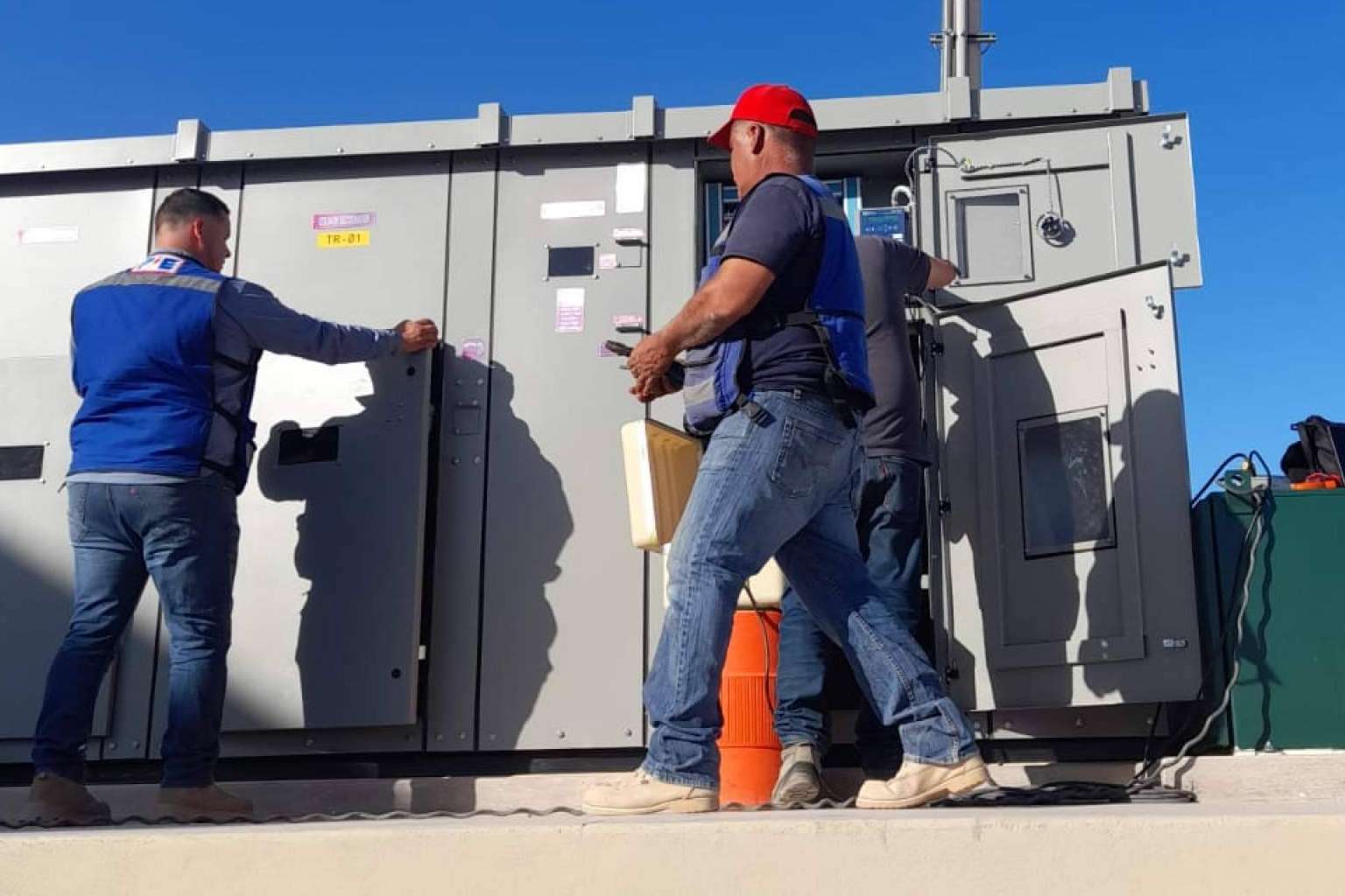 Escoger un buen equipamiento eléctrico es fundamental en proyectos de infraestructura y obra civil