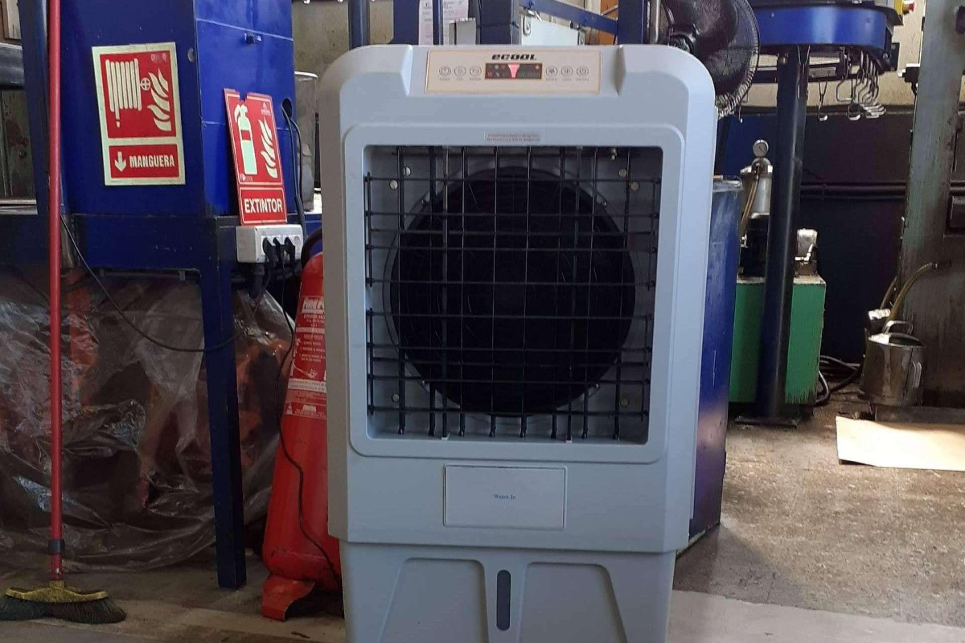 La compañía Esencial Cool ofrece equipos de climatización evaporativa portátil