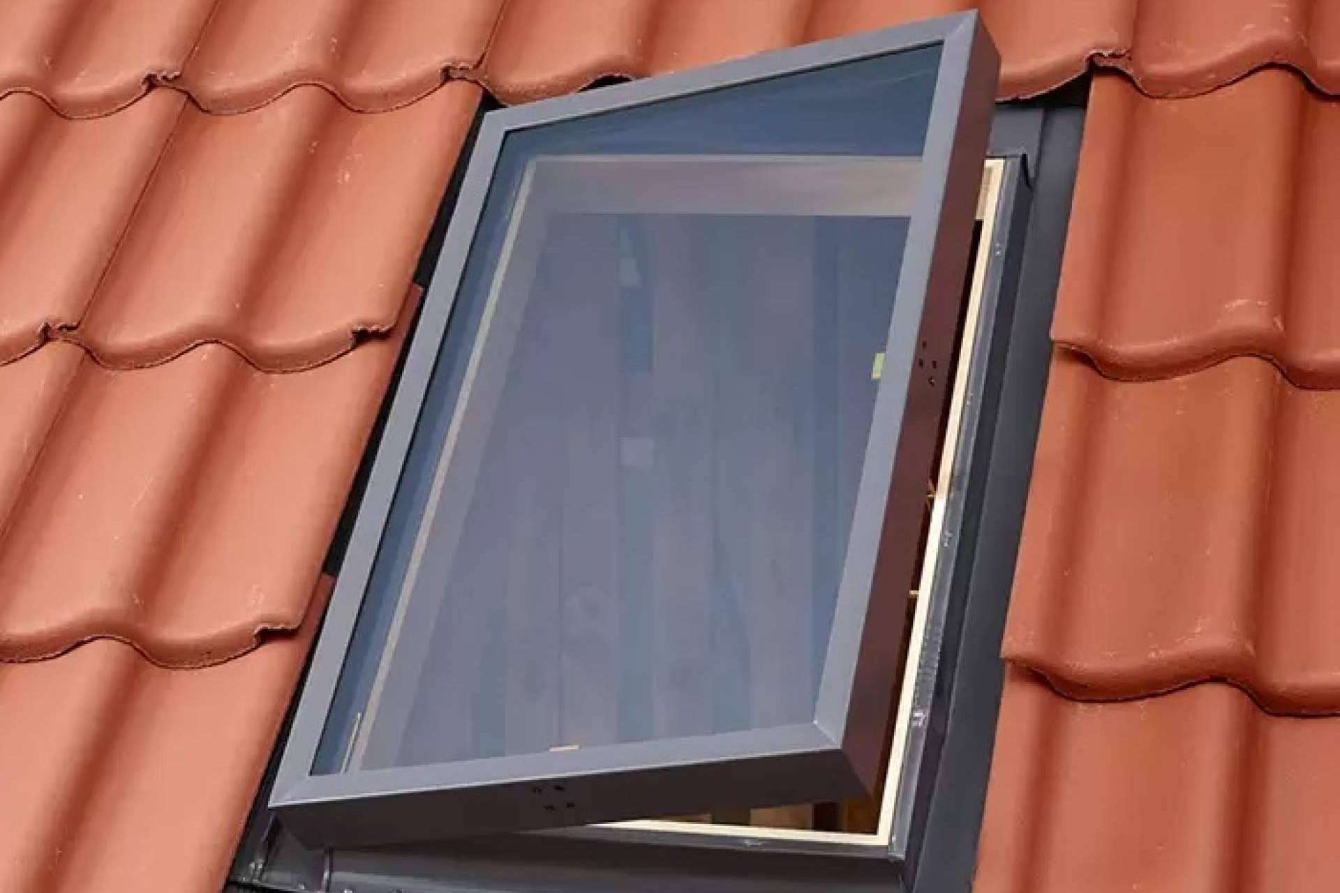 Tragaluces aportan soluciones versátiles y económicas a la iluminación y ventilación