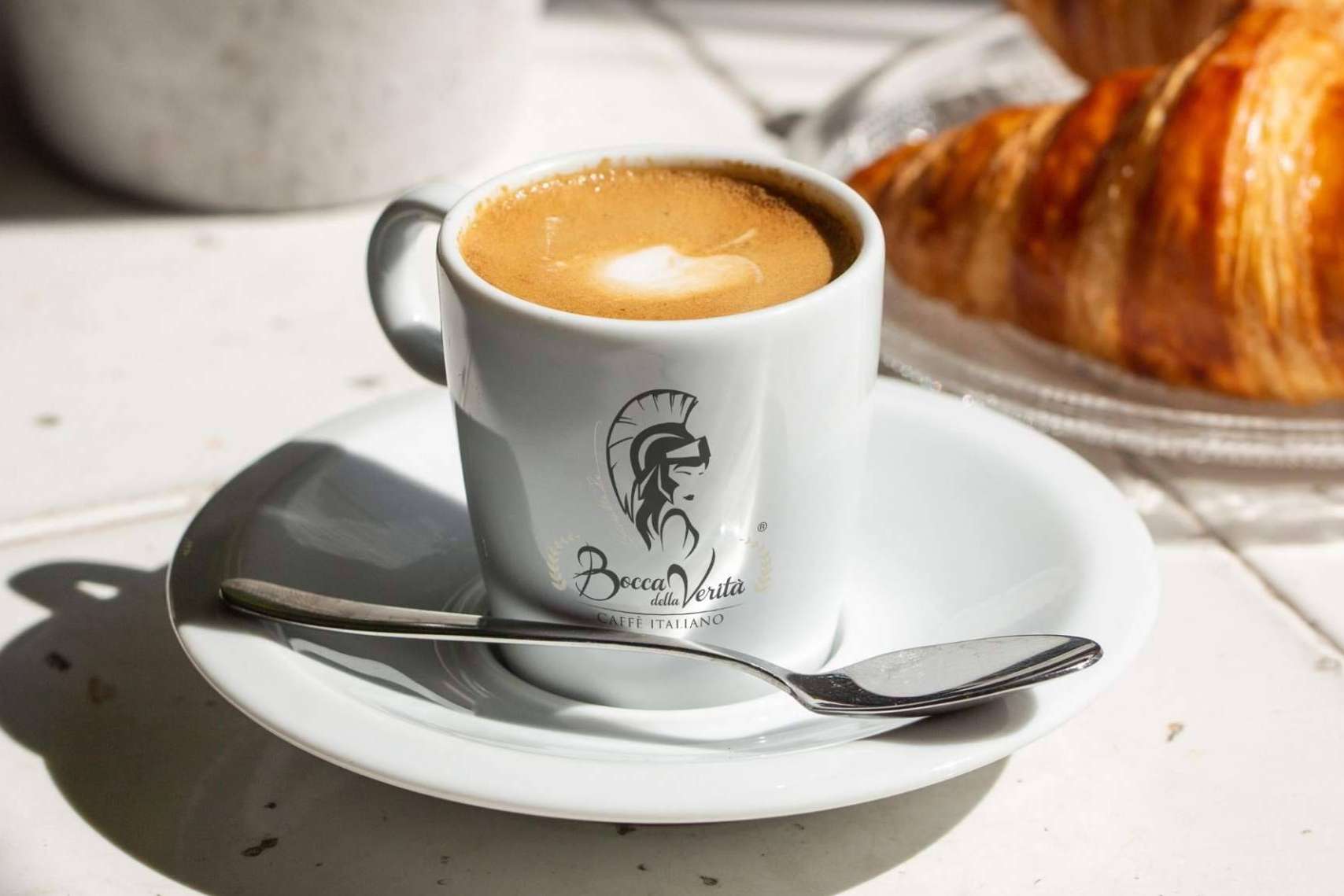 Sabor equilibrado y consistente en las mezclas de café de Caffè Italiano Bocca Della Verità