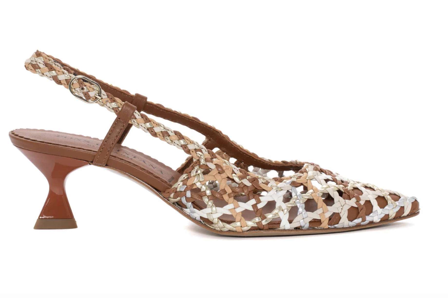 Elegancia primaveral; descubrir los zapatos trenzados de Pons Quintana
