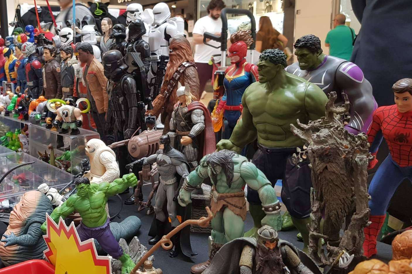 Superhéroes en el Mercado del Juguete de Madrid