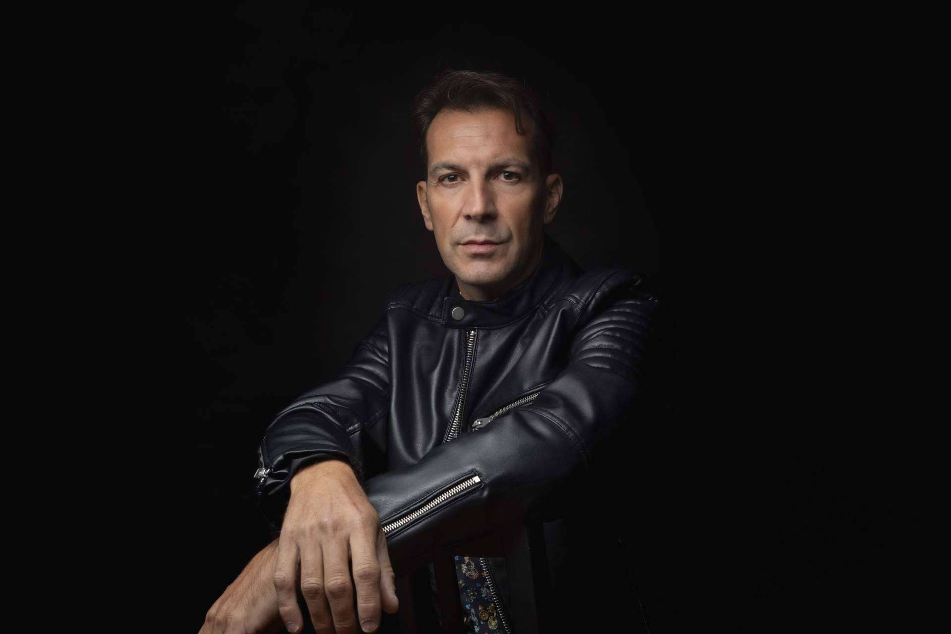 El regreso de Antonio Vitruvio con Tanto Currar; dosis de rock y realidad