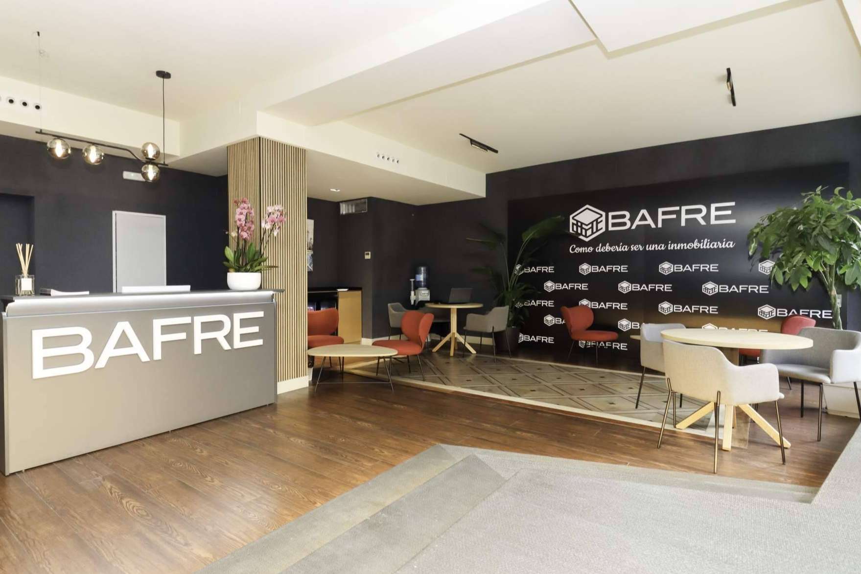 Asesoramiento inmobiliario en el centro financiero de Madrid, un año de Bafre Inmobiliaria en la Castellana